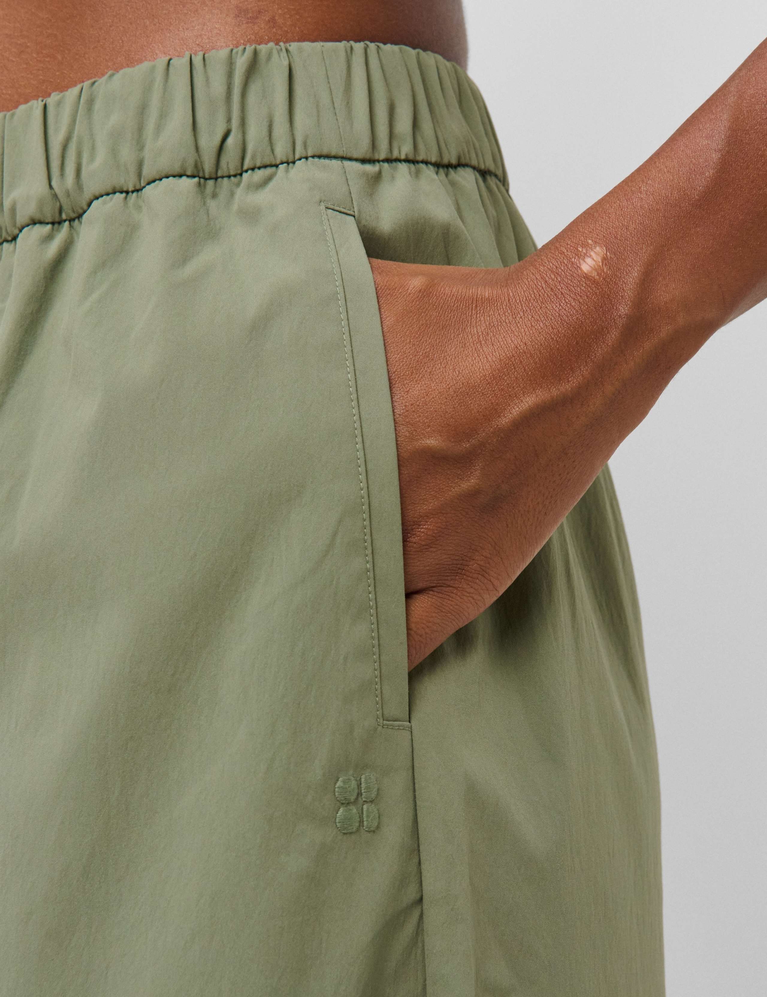 Explorer Cuffed Joggers 6 of 7
