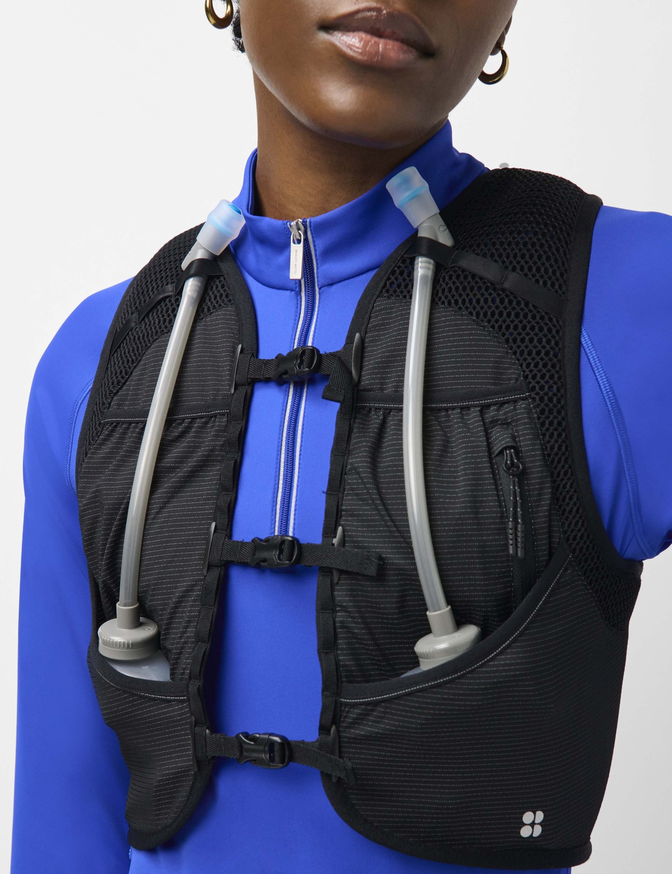 Runner's High 6 Pocket Running Vest 7 of 11