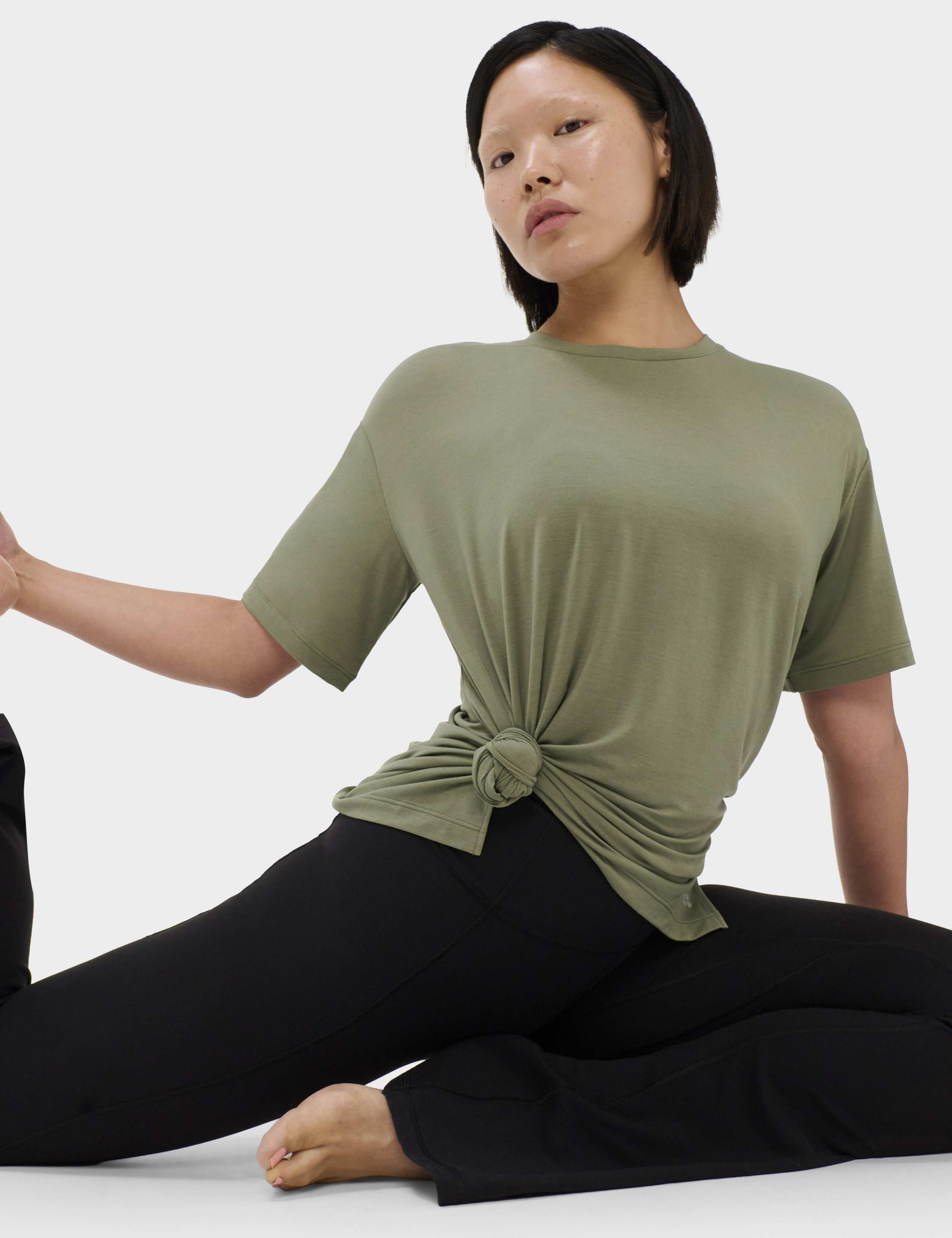 Soft Flow Studio Relaxed T-Shirt 4 of 7