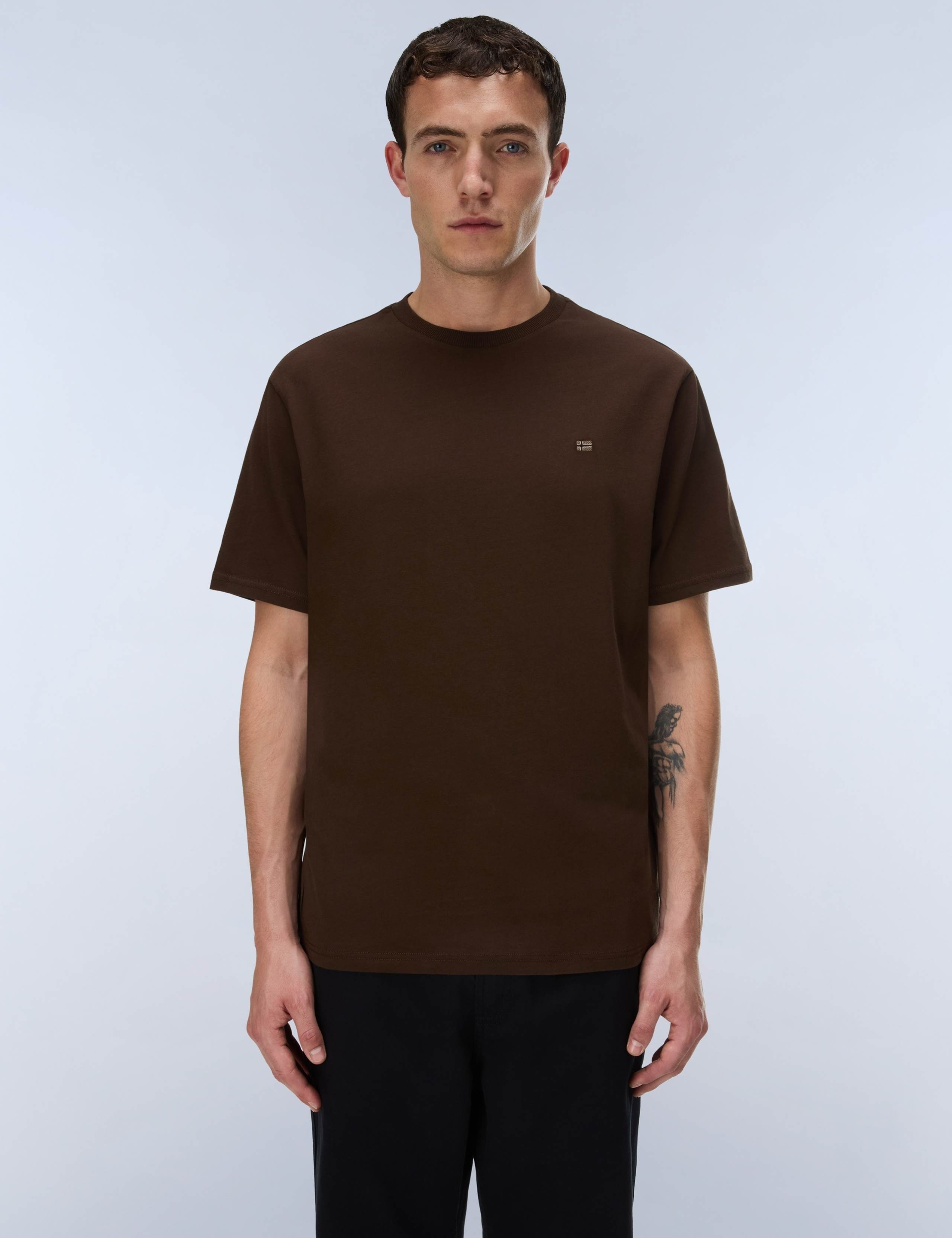 Nedles Pure Cotton Small Flag T-Shirt 1 of 4