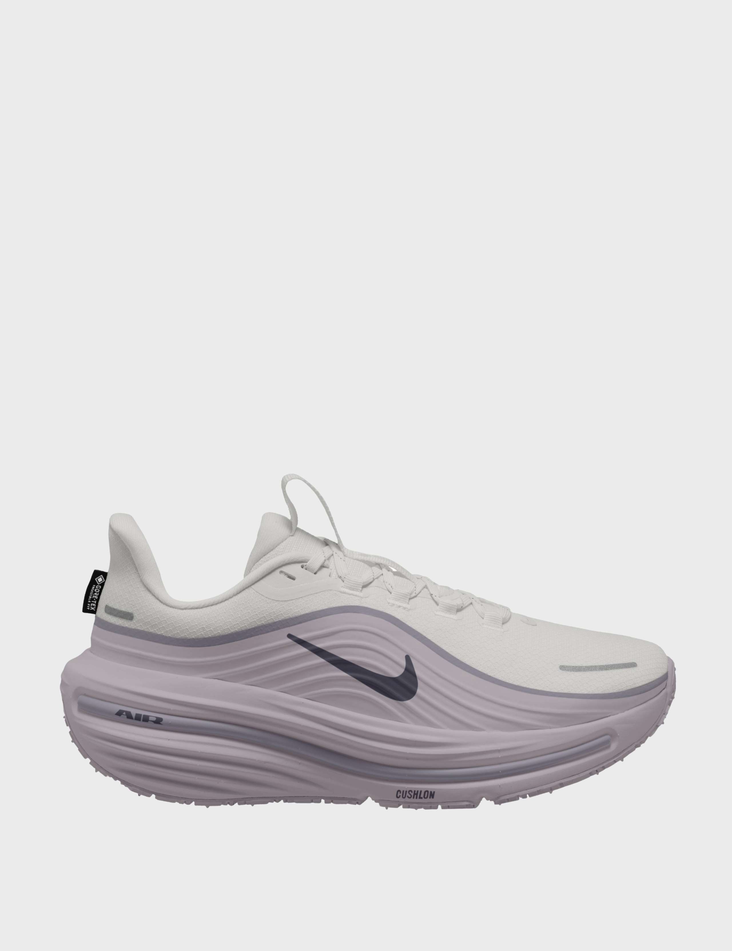 Winflo 12 Gore-Tex Running Trainers 1 of 4