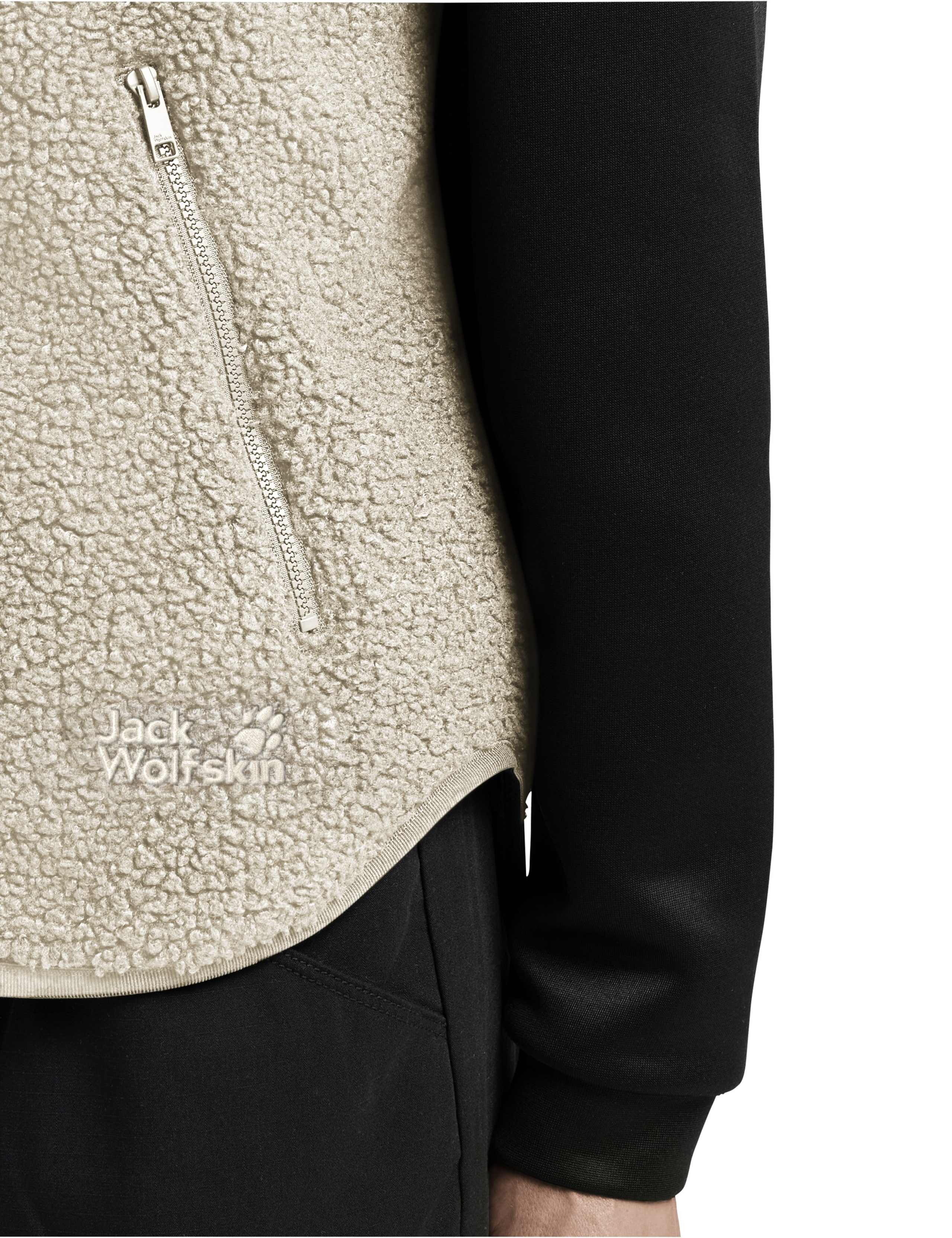High Curl Relaxed Gilet 7 of 7