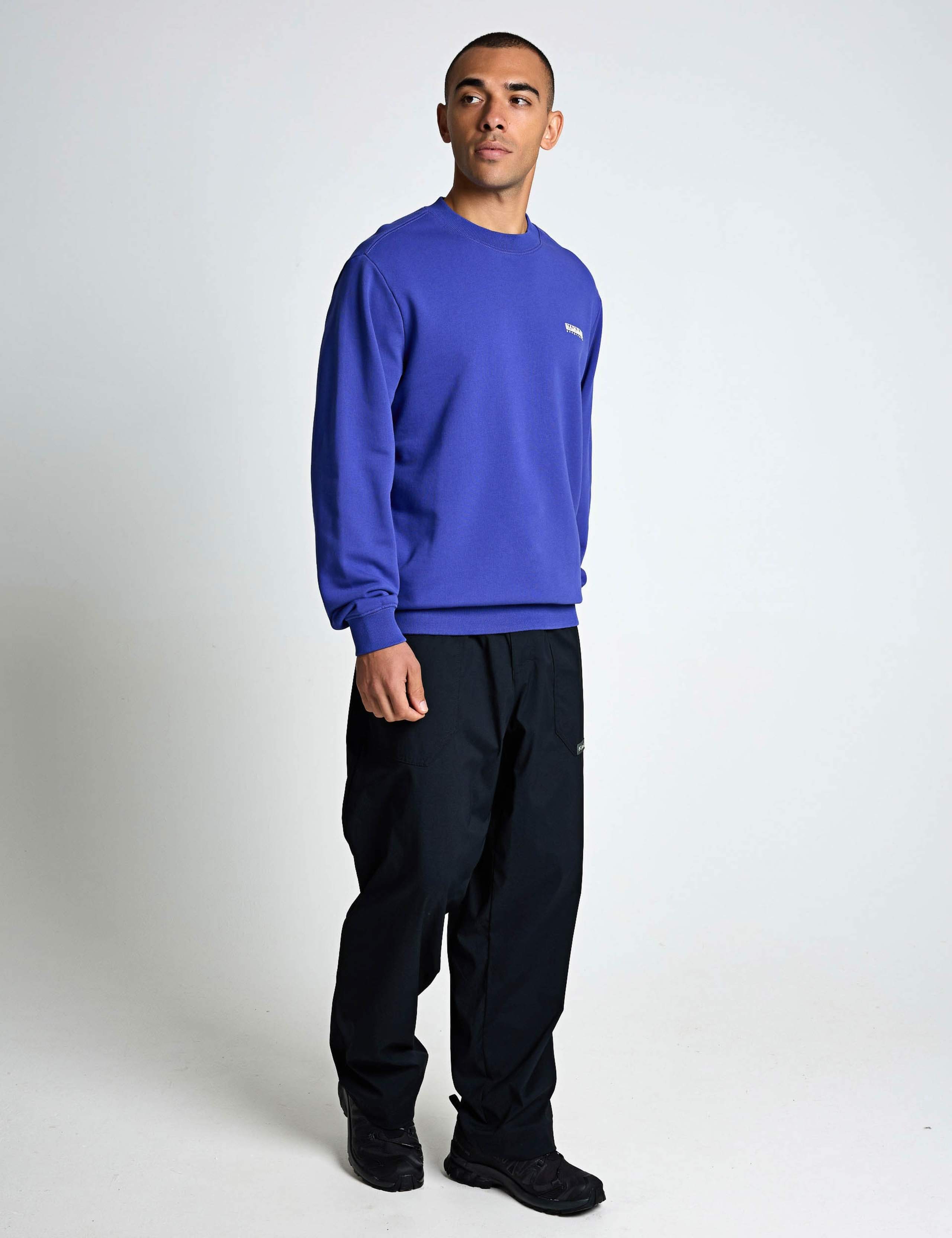 Small Box Long Sleeve Sweatshirt 2 of 5