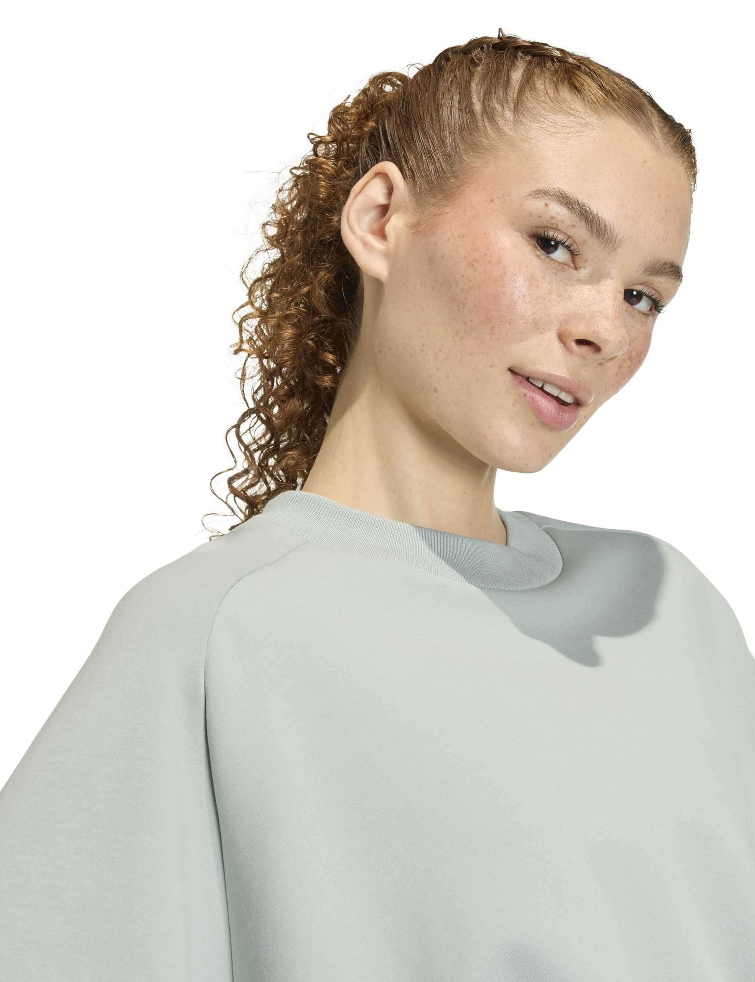 Soft Lux Long Sleeve Crew Sweatshirt 5 of 6