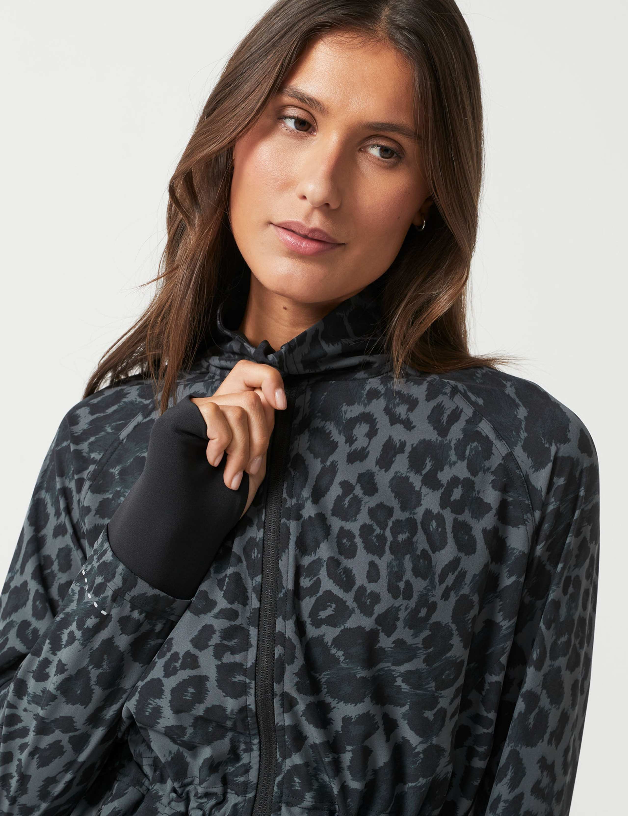 Helena Fitted Long Sleeve Running Jacket 4 of 5