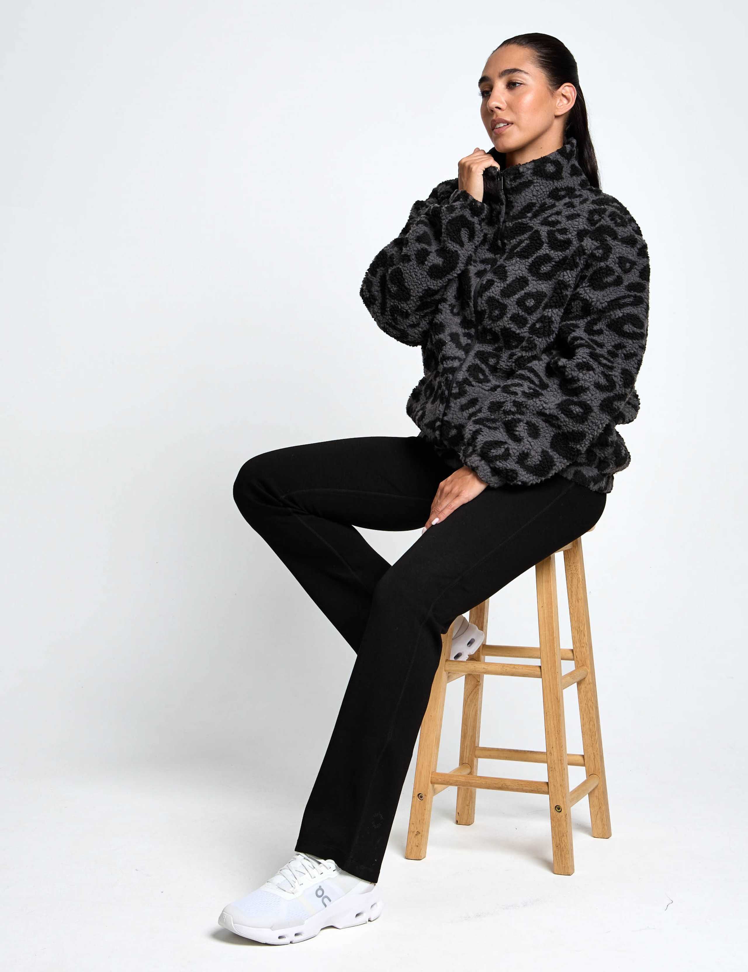Layla Printed Sherpa Fleece Jacket 3 of 6