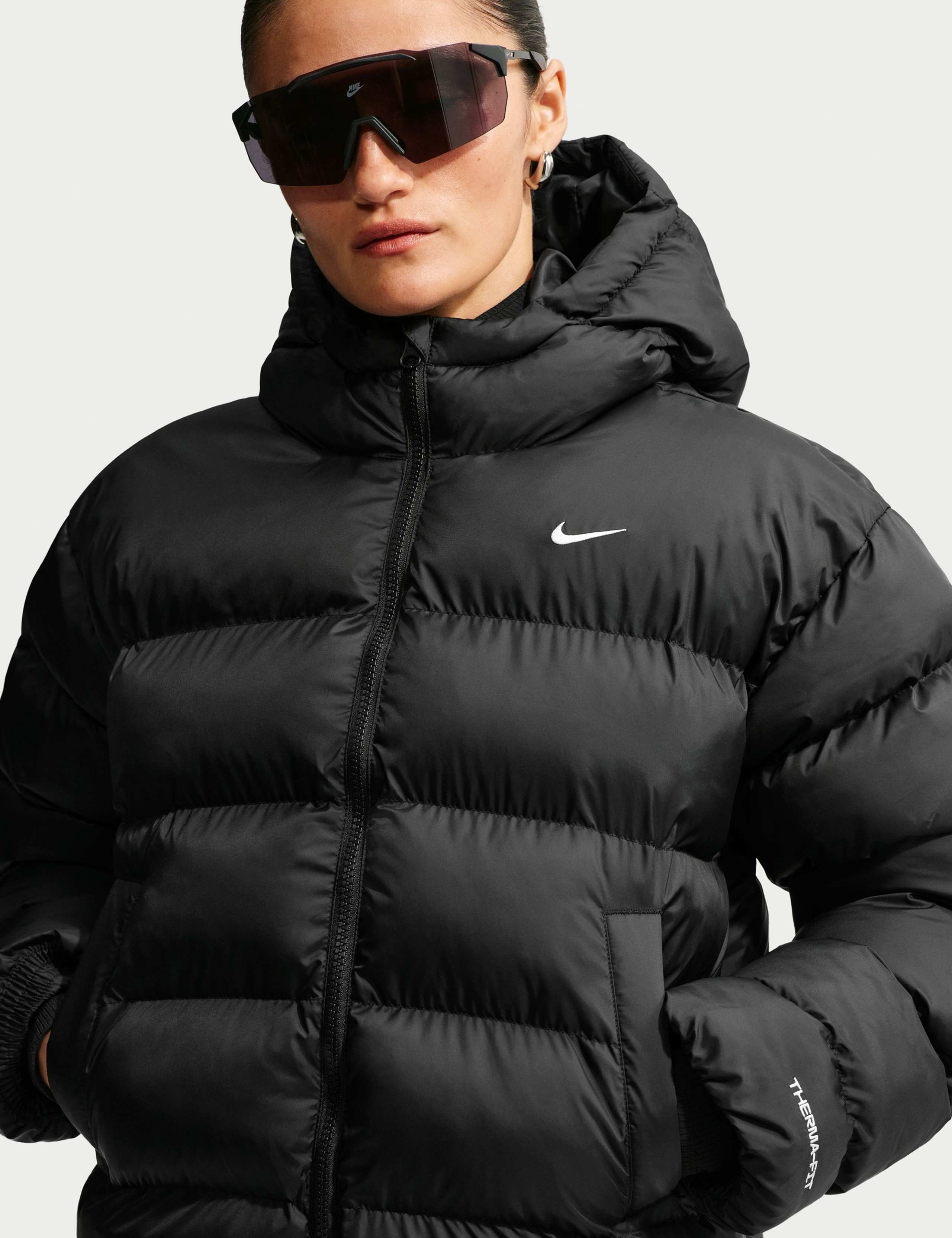 Relaxed Hooded Puffer Jacket 4 of 6