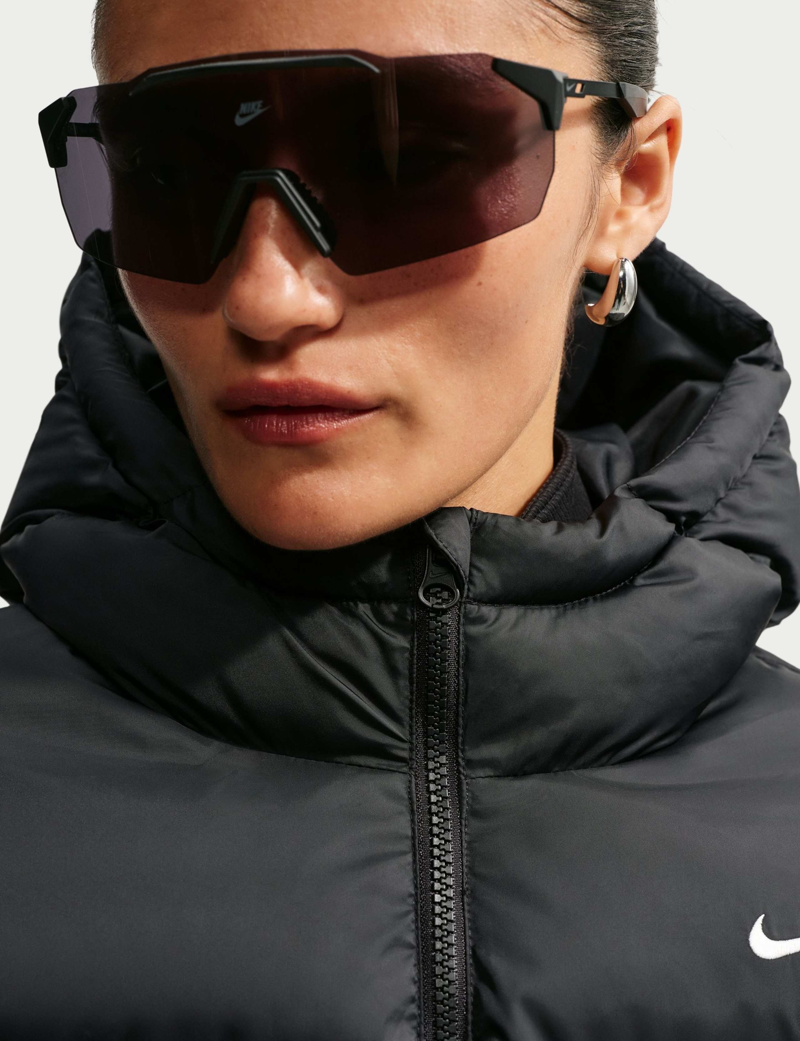 Relaxed Hooded Puffer Jacket 5 of 6