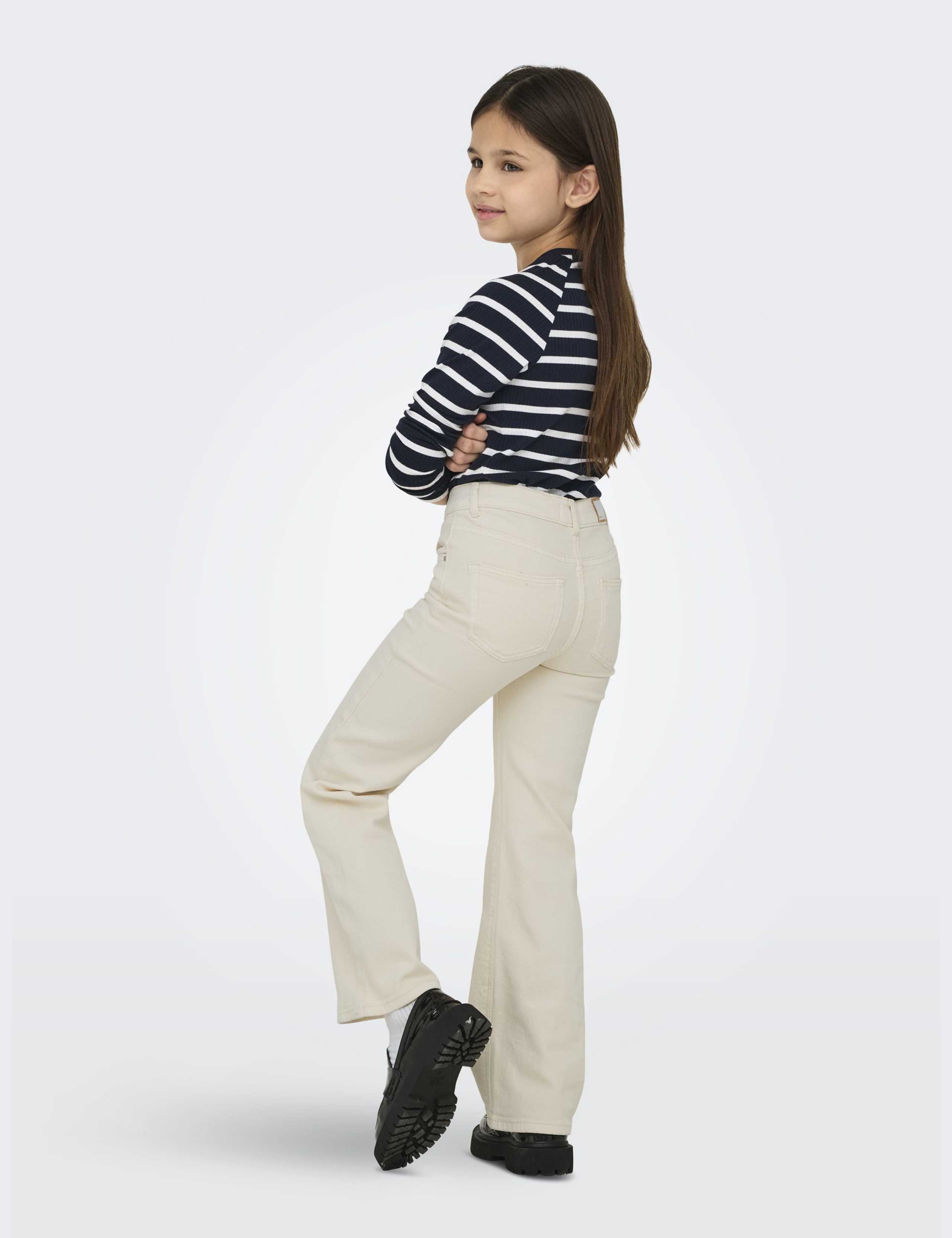 Relaxed Denim Jeans (8-14 Yrs) 5 of 6