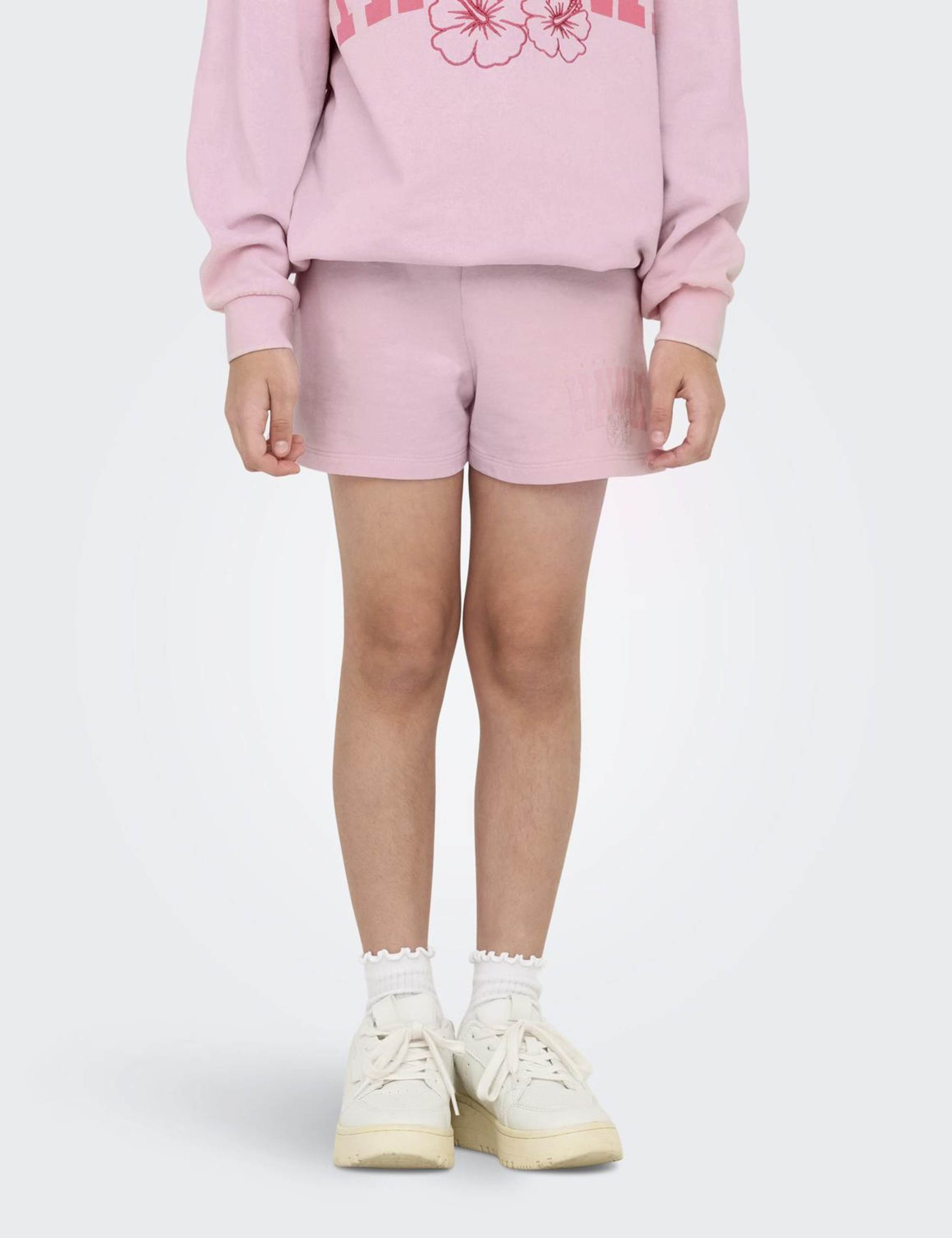 Pure Cotton Jersey Logo Shorts (8-14 Yrs) 3 of 5