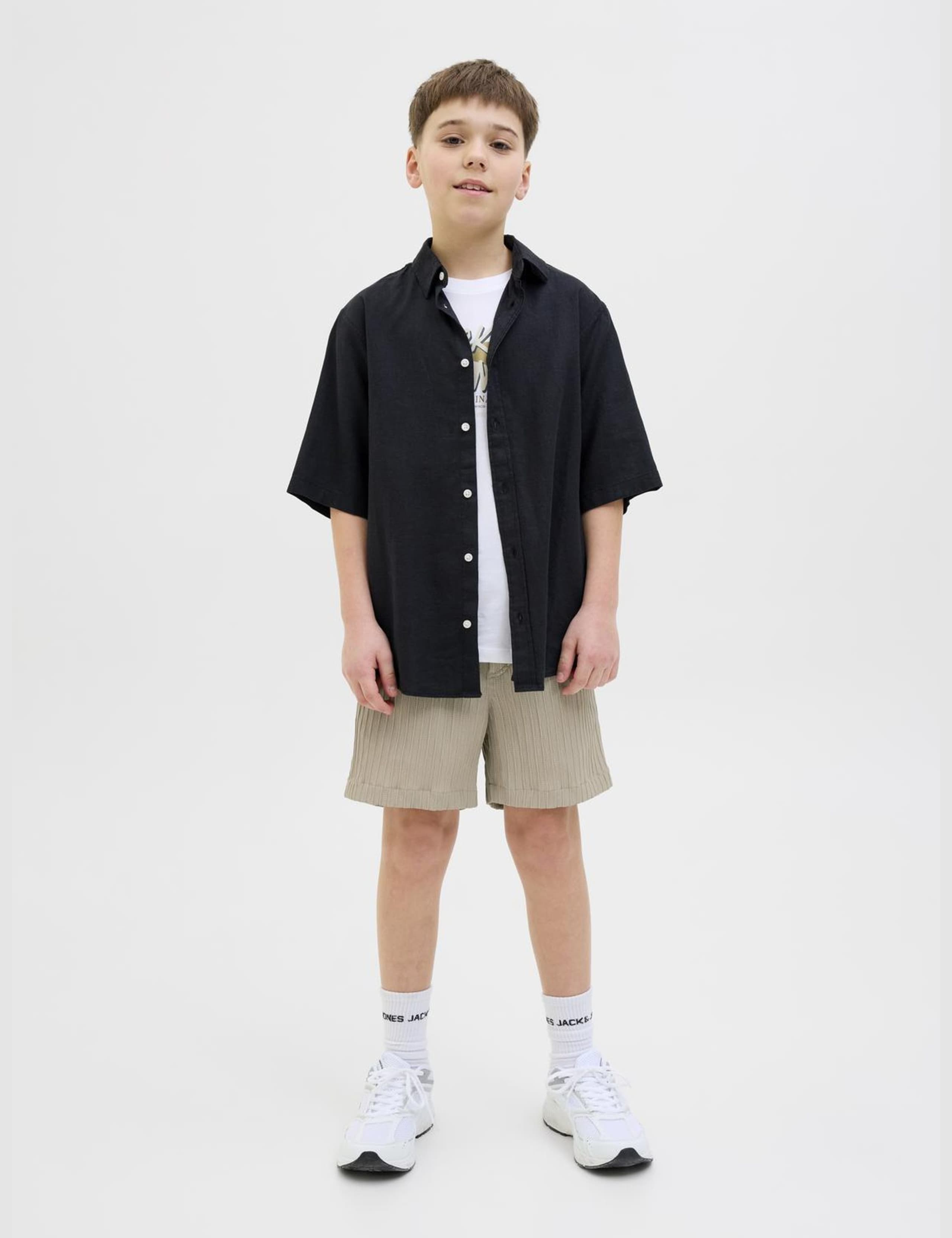 Elasticated Waist Shorts (8-16 Yrs) 3 of 7
