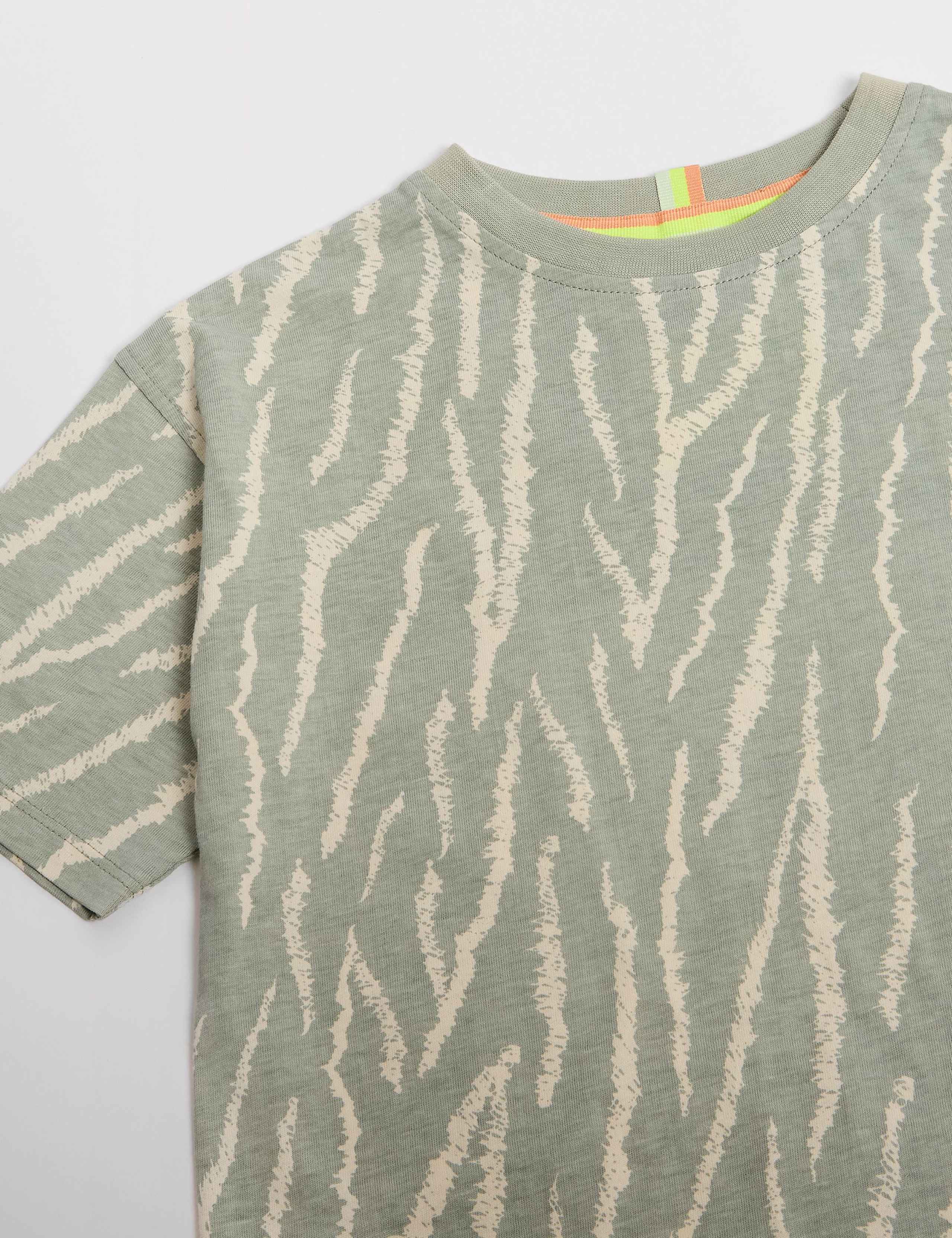 Pure Cotton Printed Oversized T-Shirt (2-8 Yrs) 3 of 5