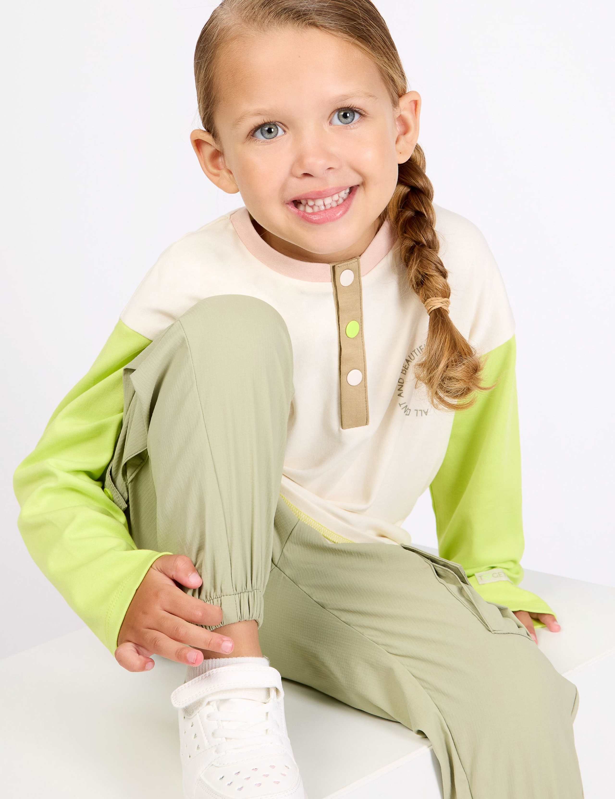 Relaxed Fit Cargo Trousers (2-8 Yrs) 8 of 10