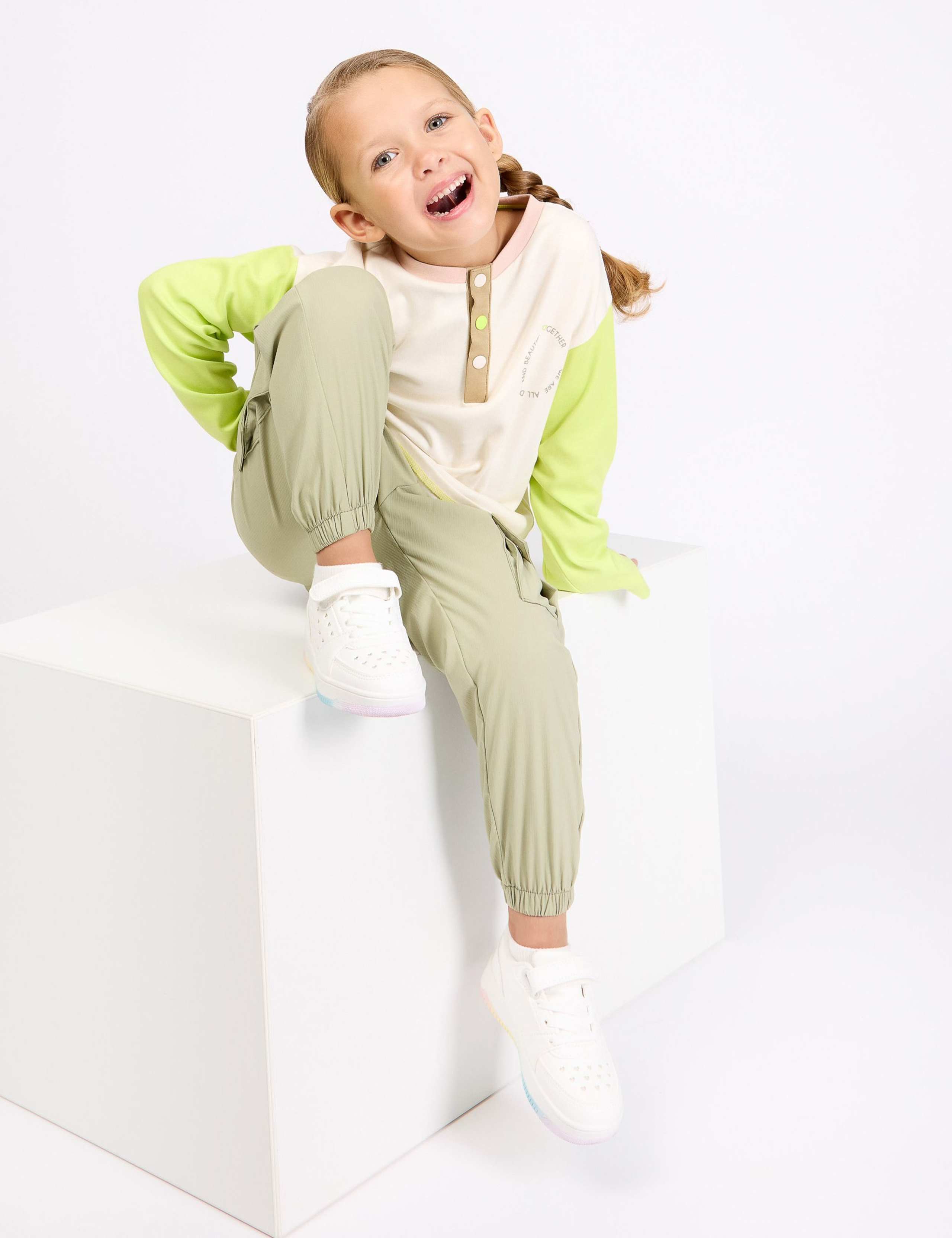 Relaxed Fit Cargo Trousers (2-8 Yrs) 10 of 10