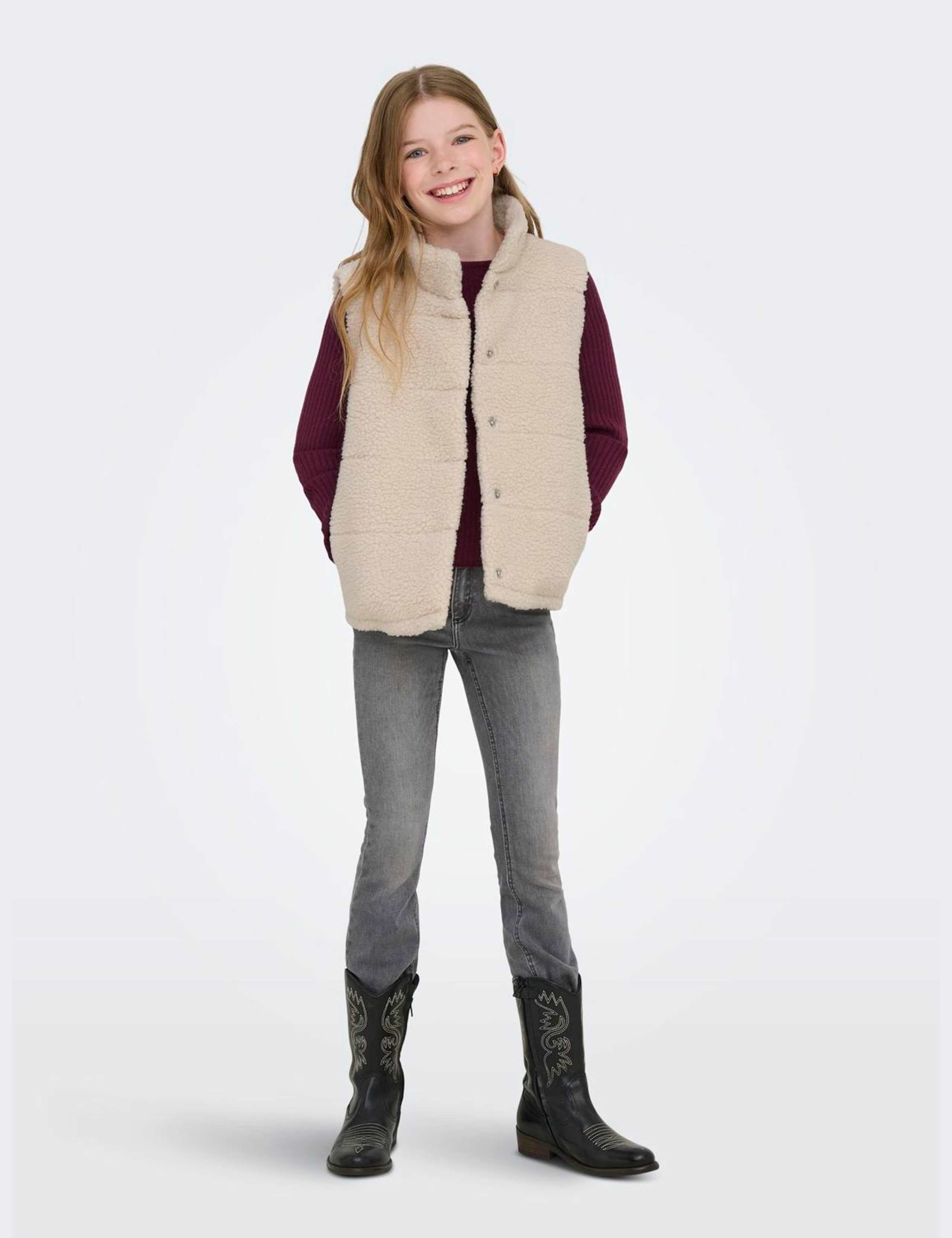 Teddy Funnel Neck Gilet (8-14 Yrs) 1 of 5