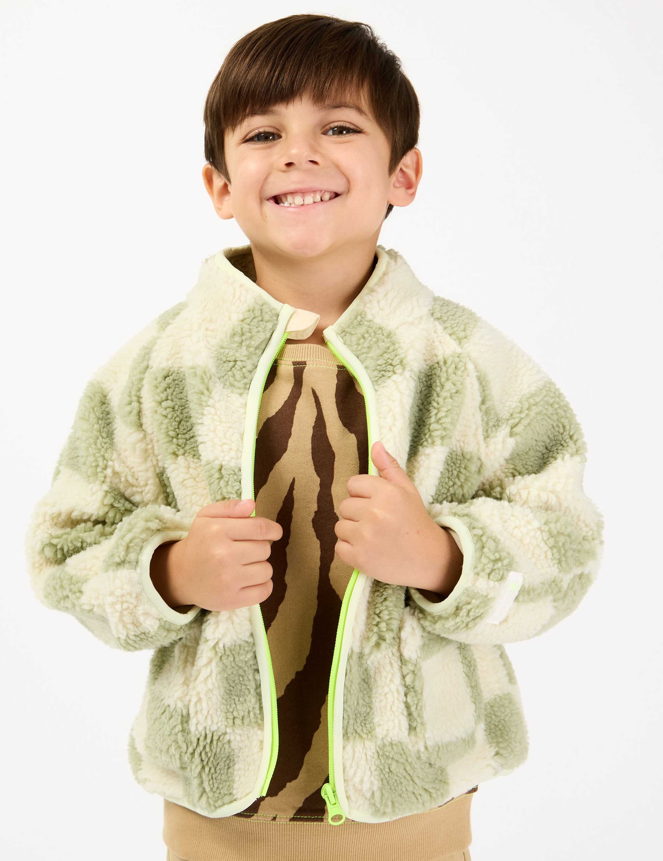 Checkboard Zip Through Borg Jacket (2-8 Yrs) 4 of 6