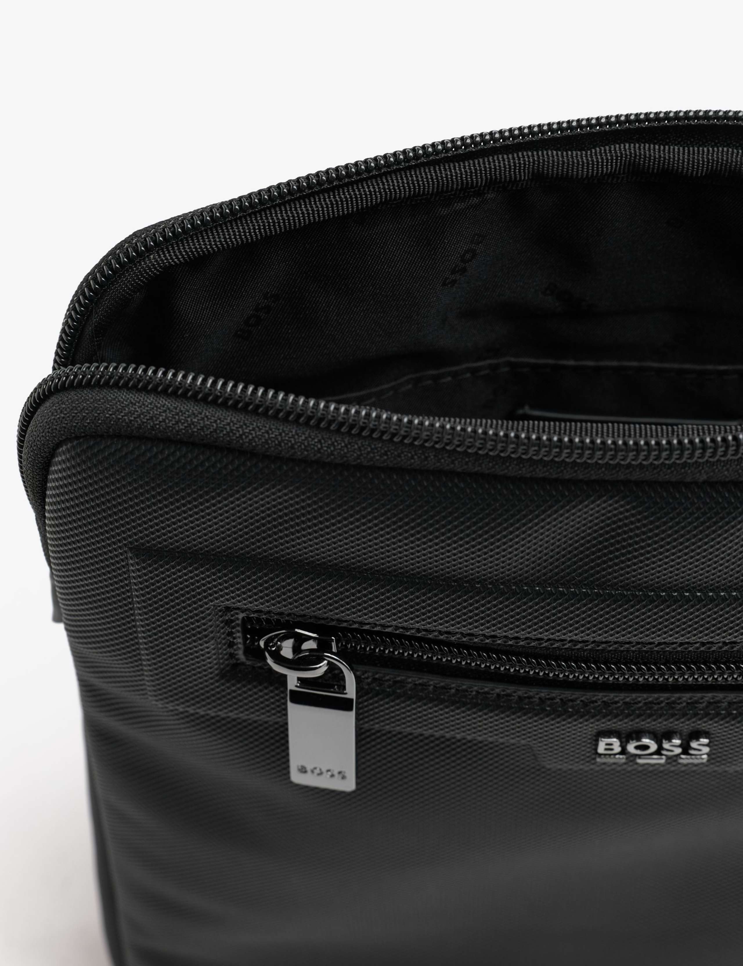 Textured Cross Body Bag 4 of 5