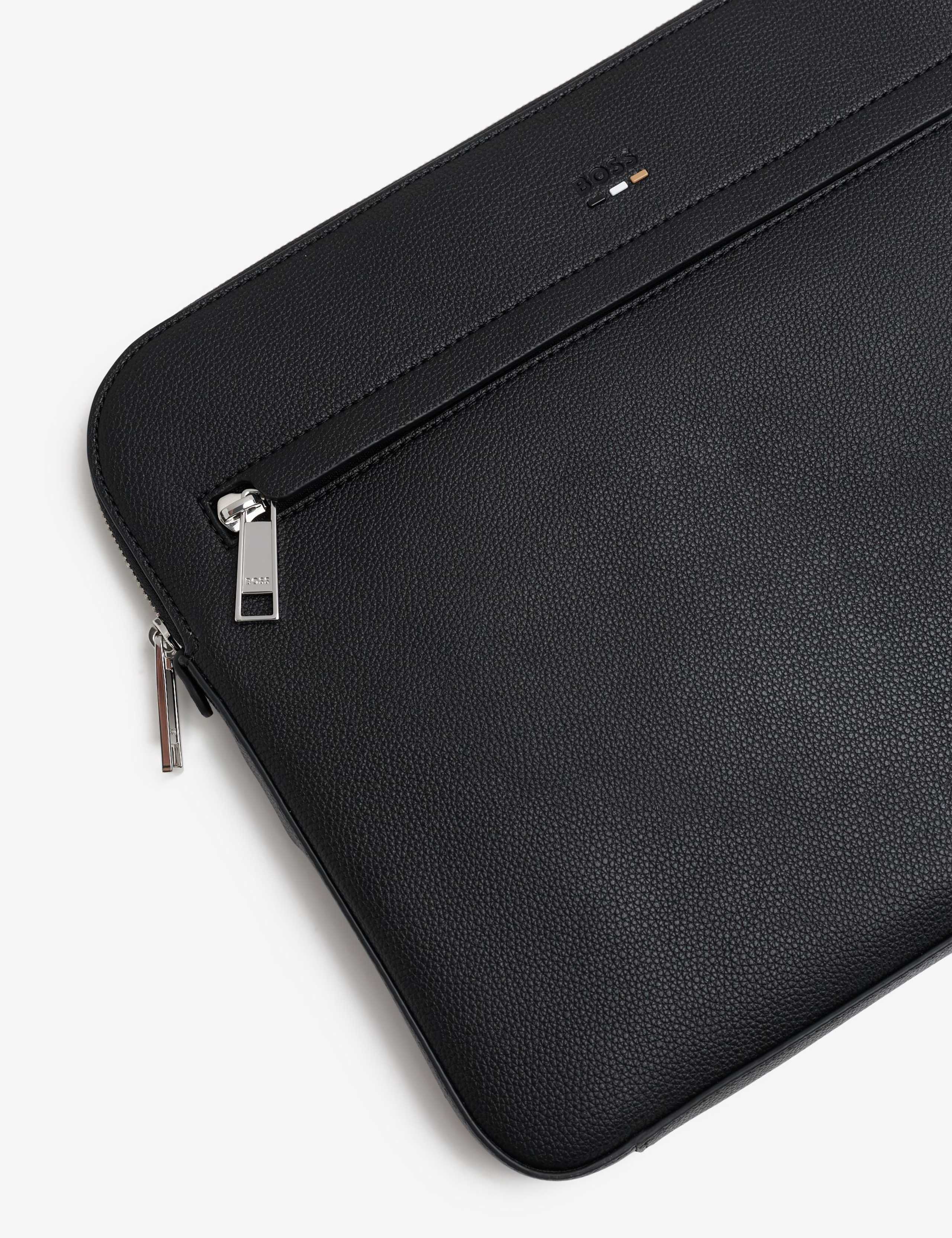 Laptop Case 3 of 3