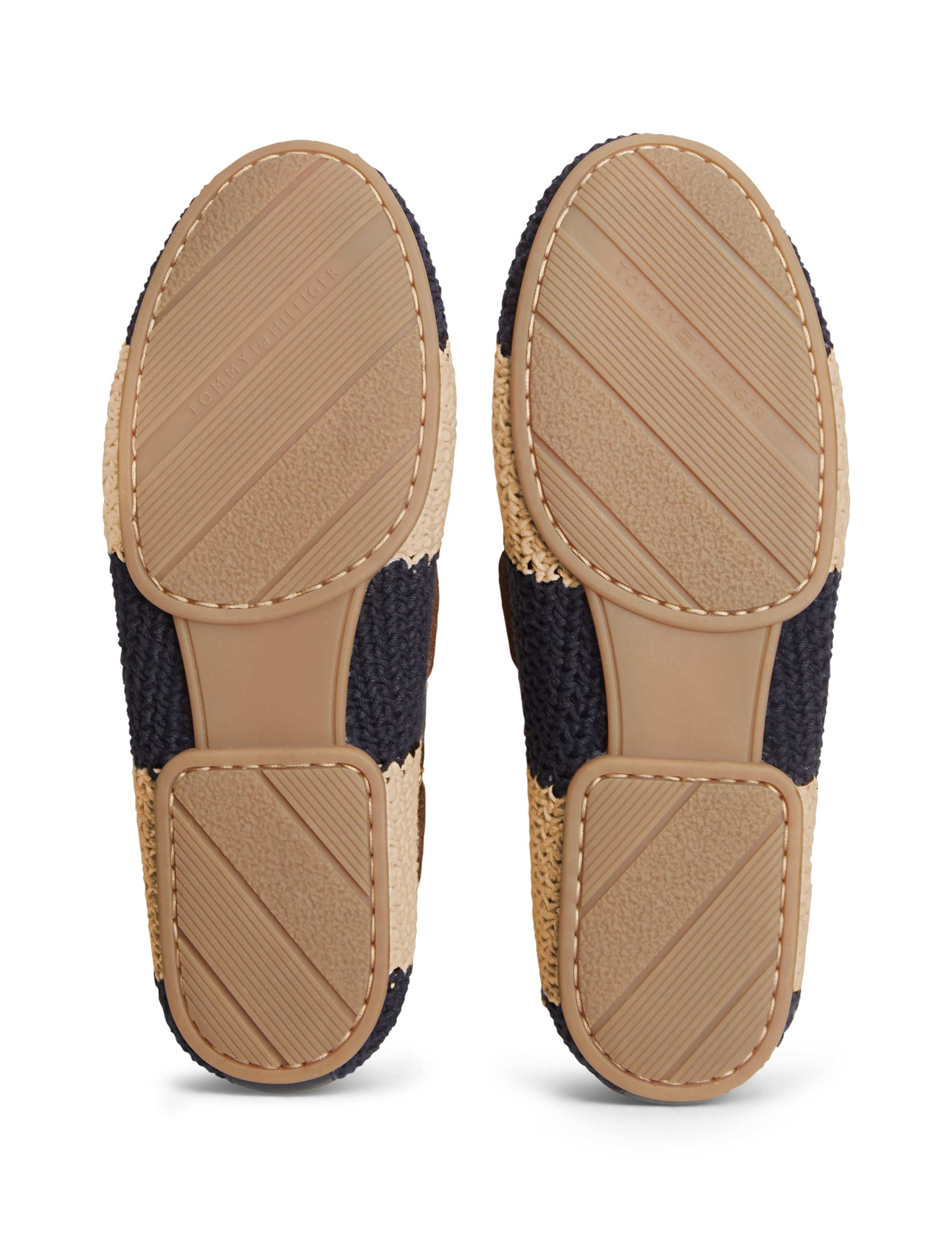 Crochet-Style Boat Shoes 6 of 6