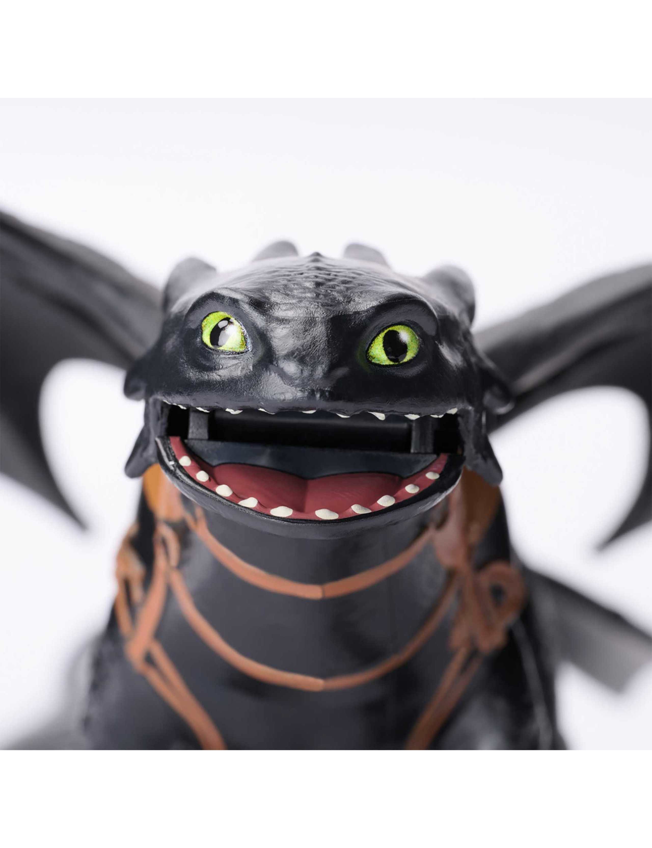 Toothless and Hiccup Figures (4+ Yrs) 2 of 6