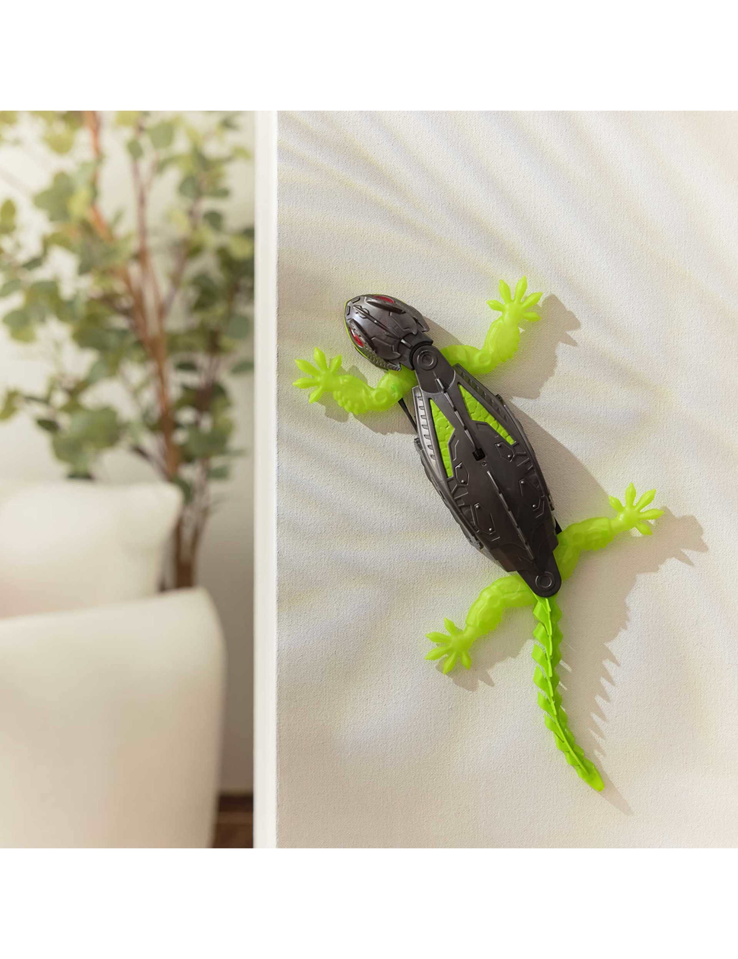 Wall Crawler Gecko Remote Control Figure (4+ Yrs) 3 of 4