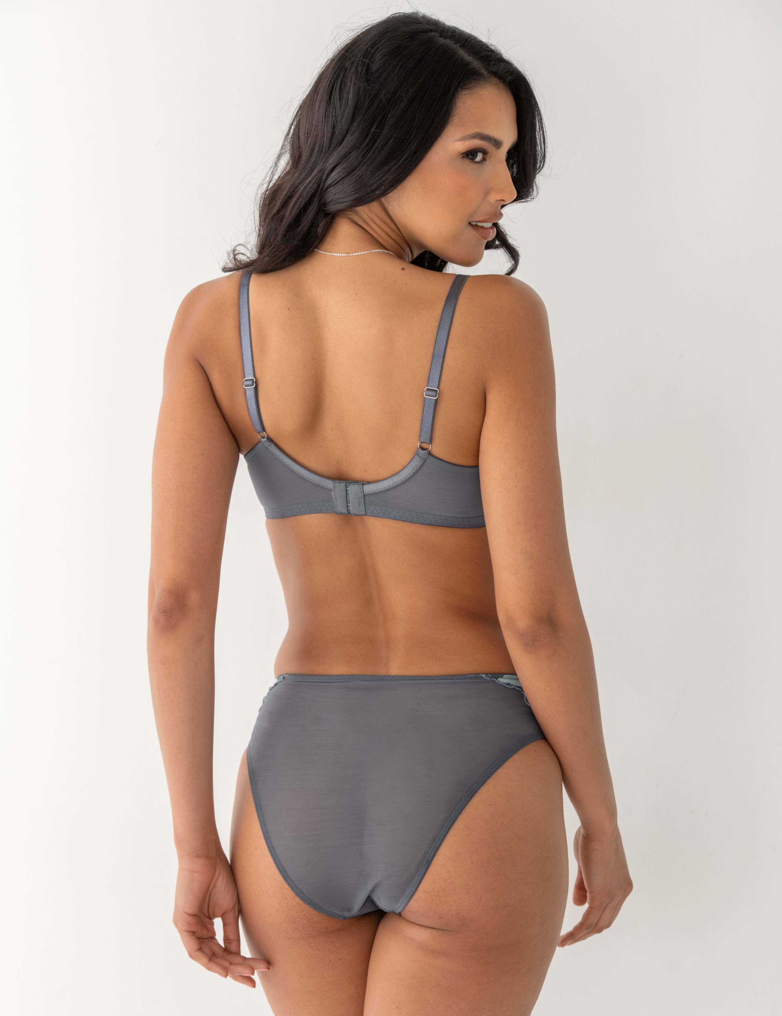 Mesh Embroidered Wired Full Cup Bra 4 of 9