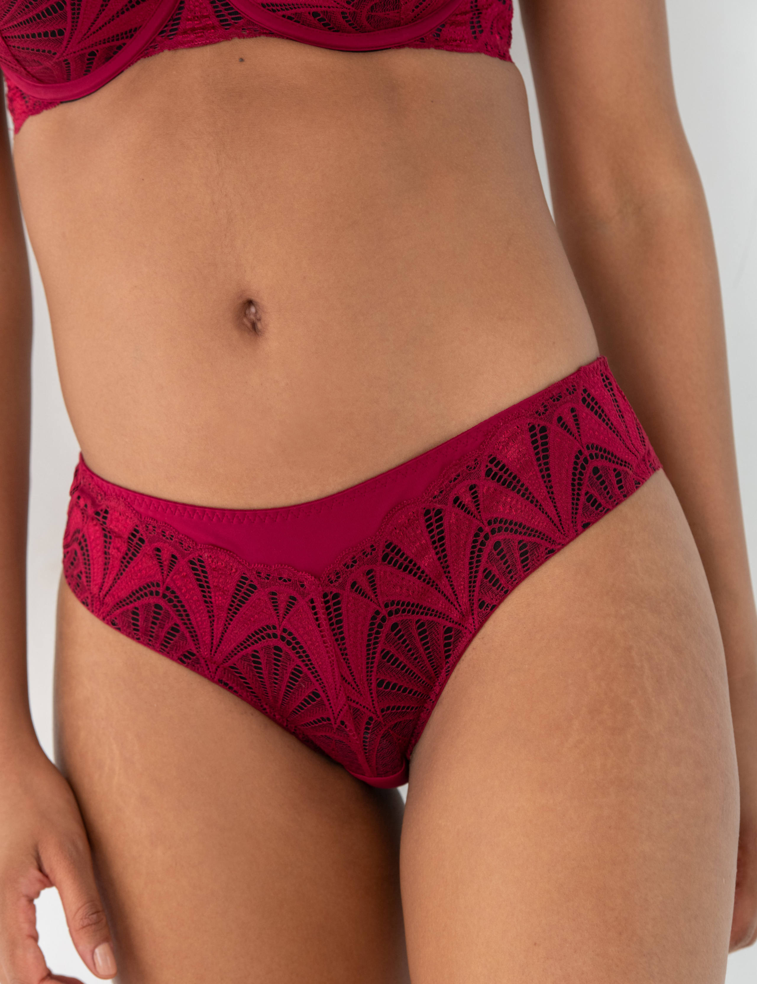 New Romance Emboridery Bikini Knickers 1 of 6