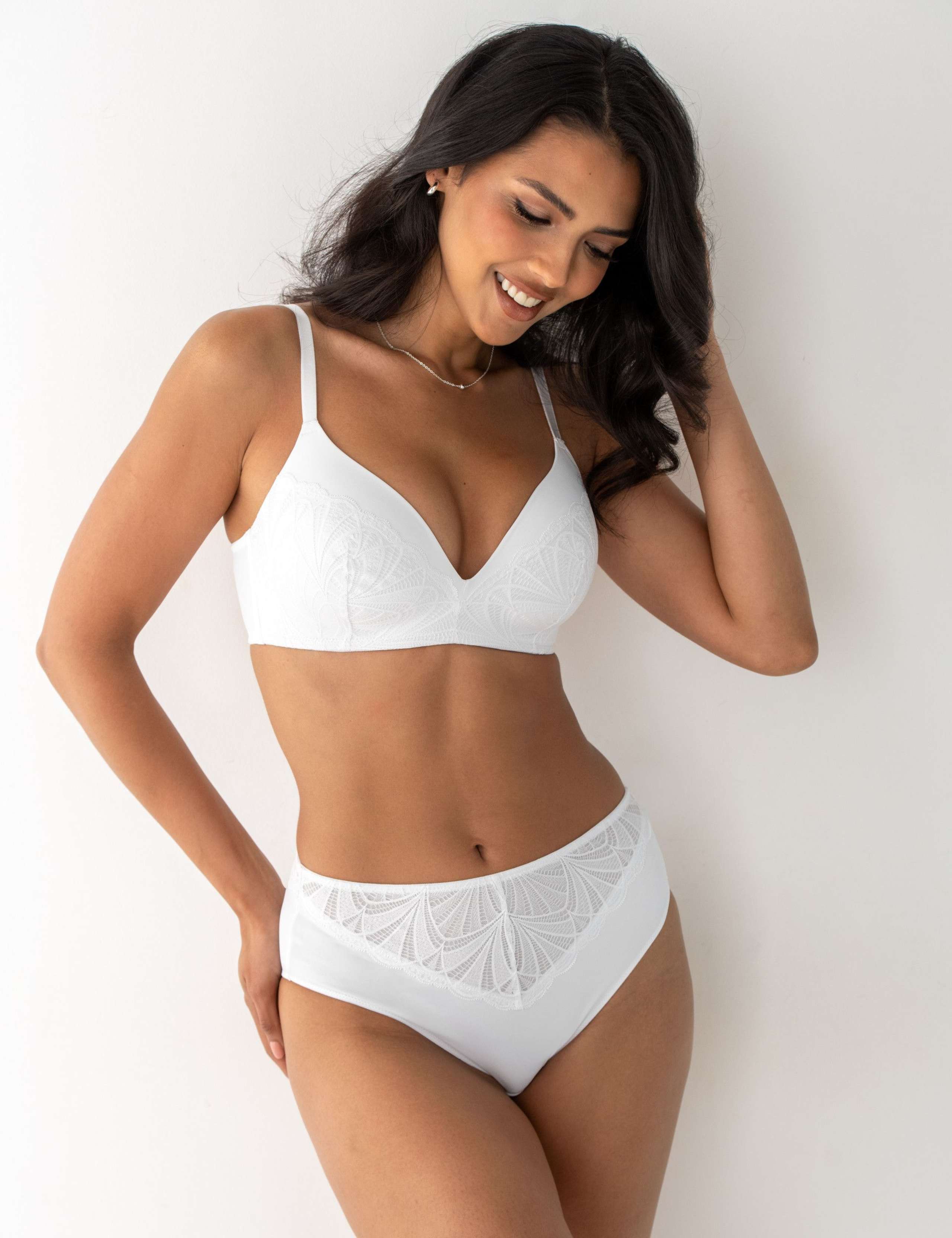 New Romance Padded Non-Wired T-Shirt Bra 5 of 8