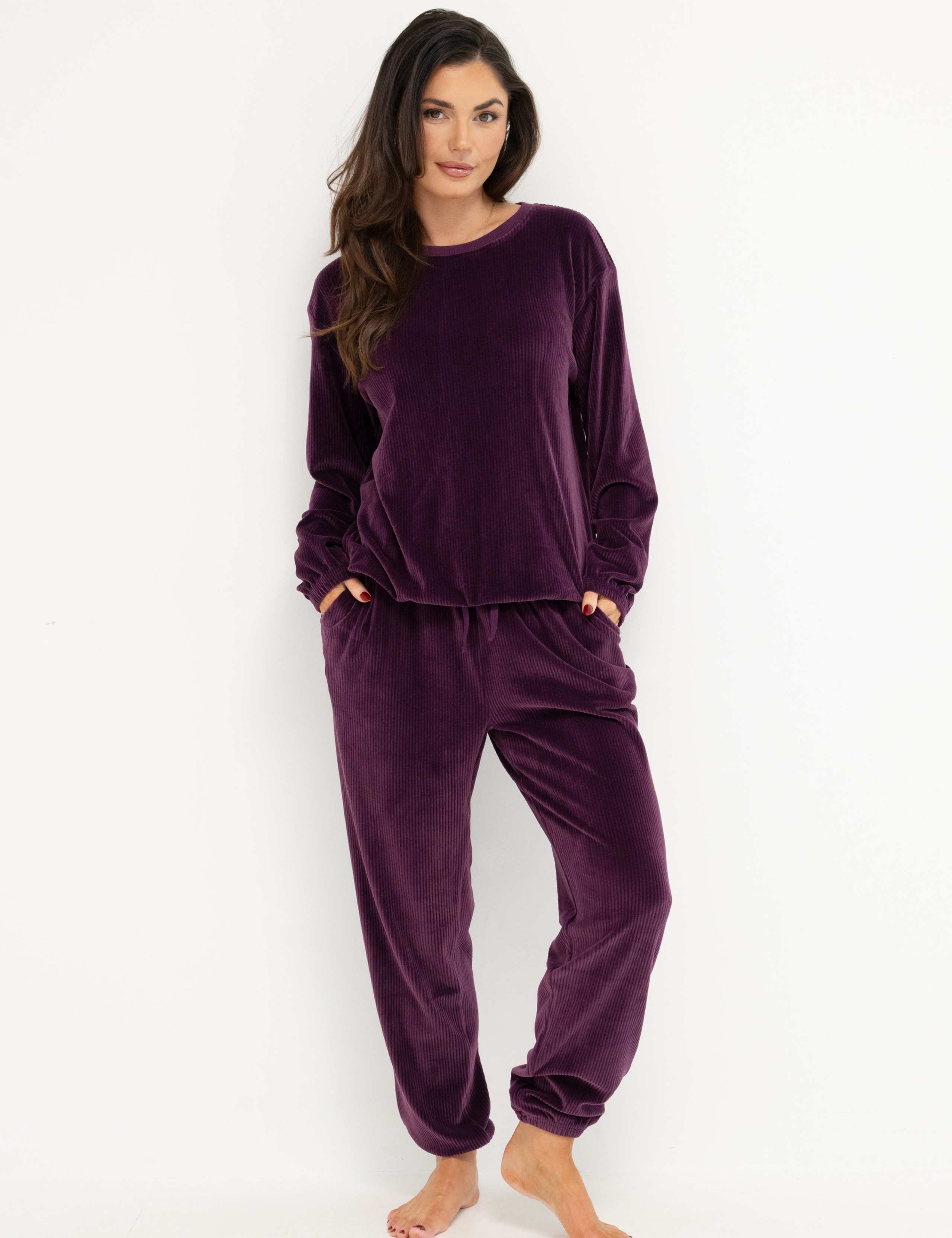 Ribbed Fleece Lounge Set 5 of 7