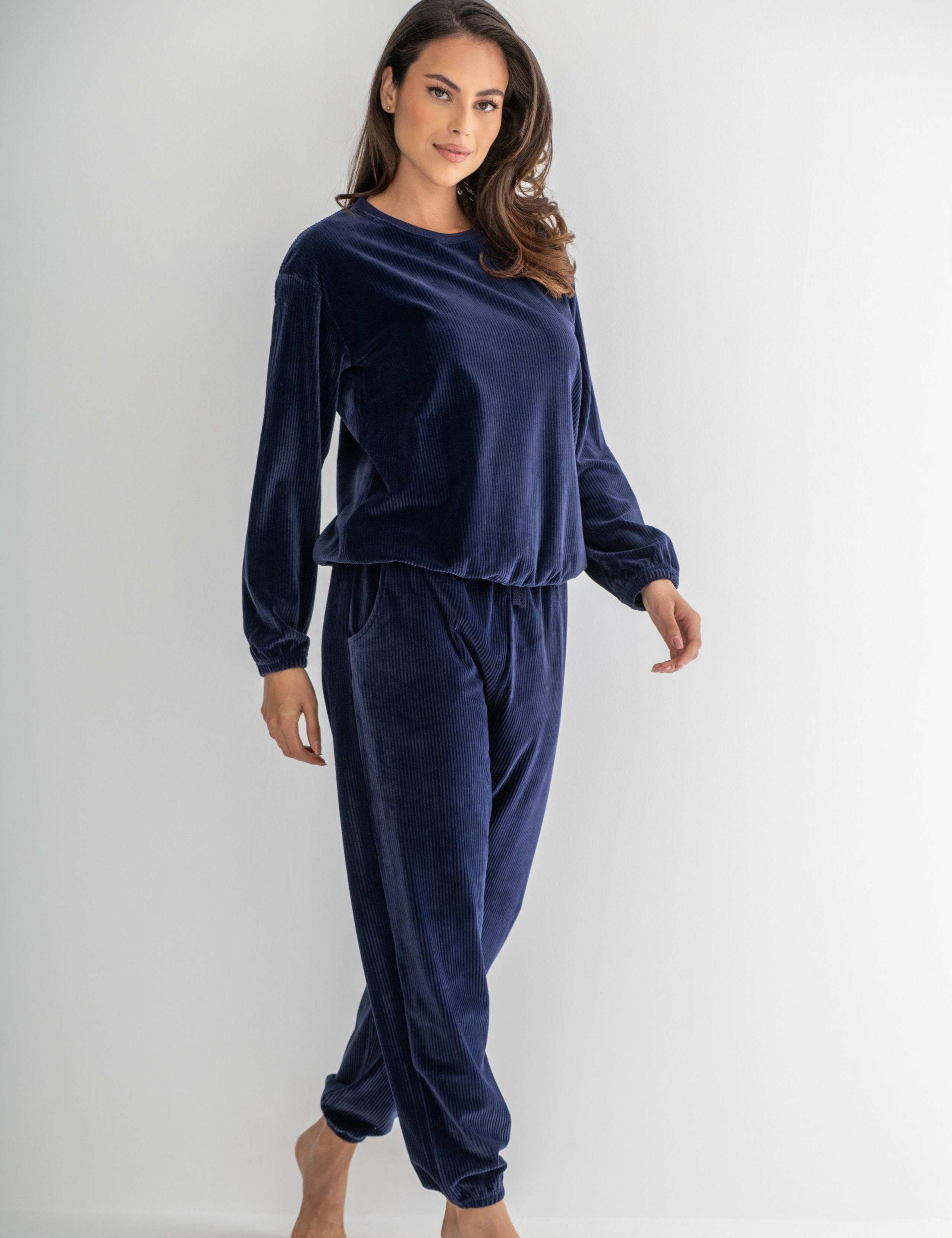 Ribbed Fleece Lounge Set 5 of 10