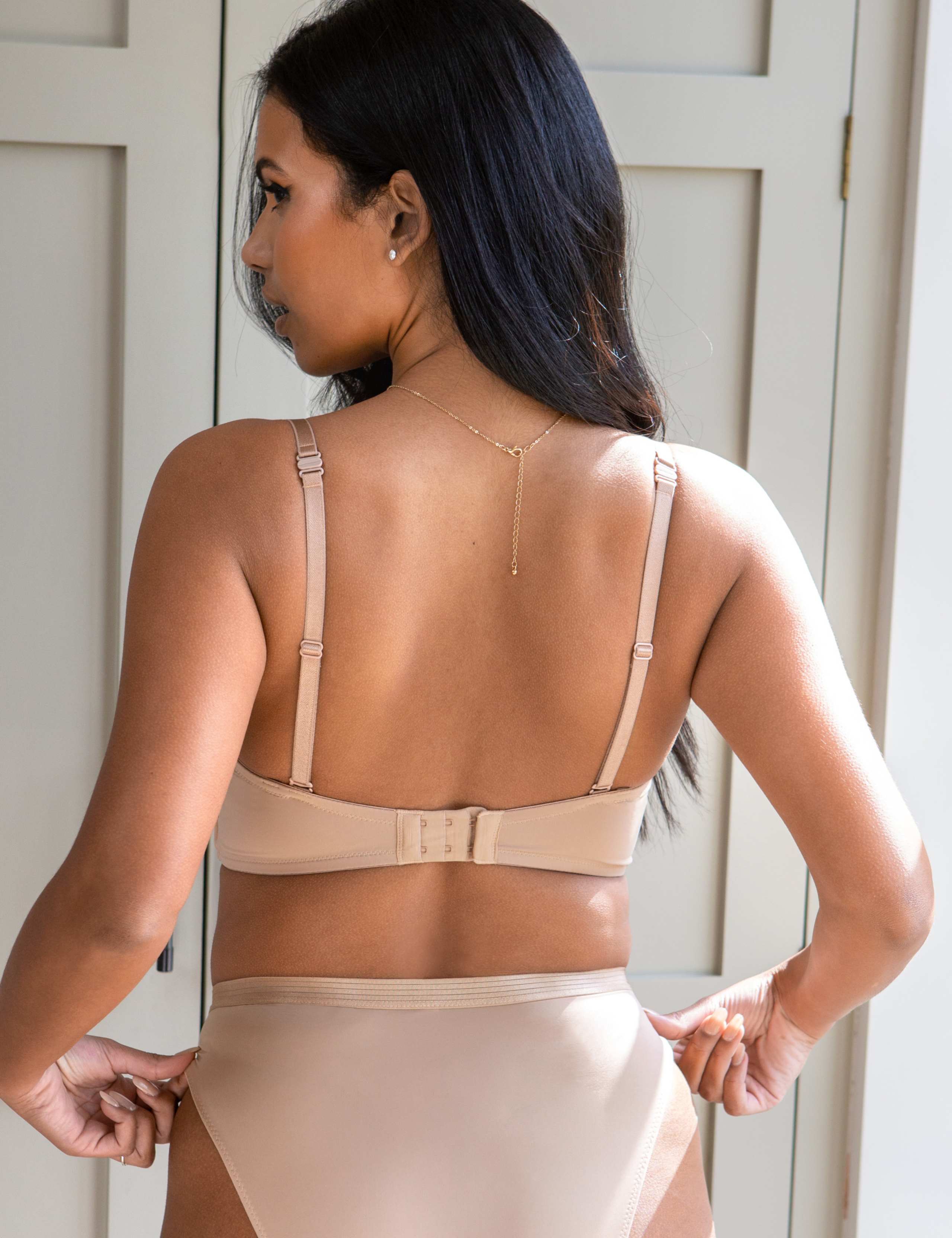 U Wire Push Up Plunge Multiway Bra (B-F) 3 of 10