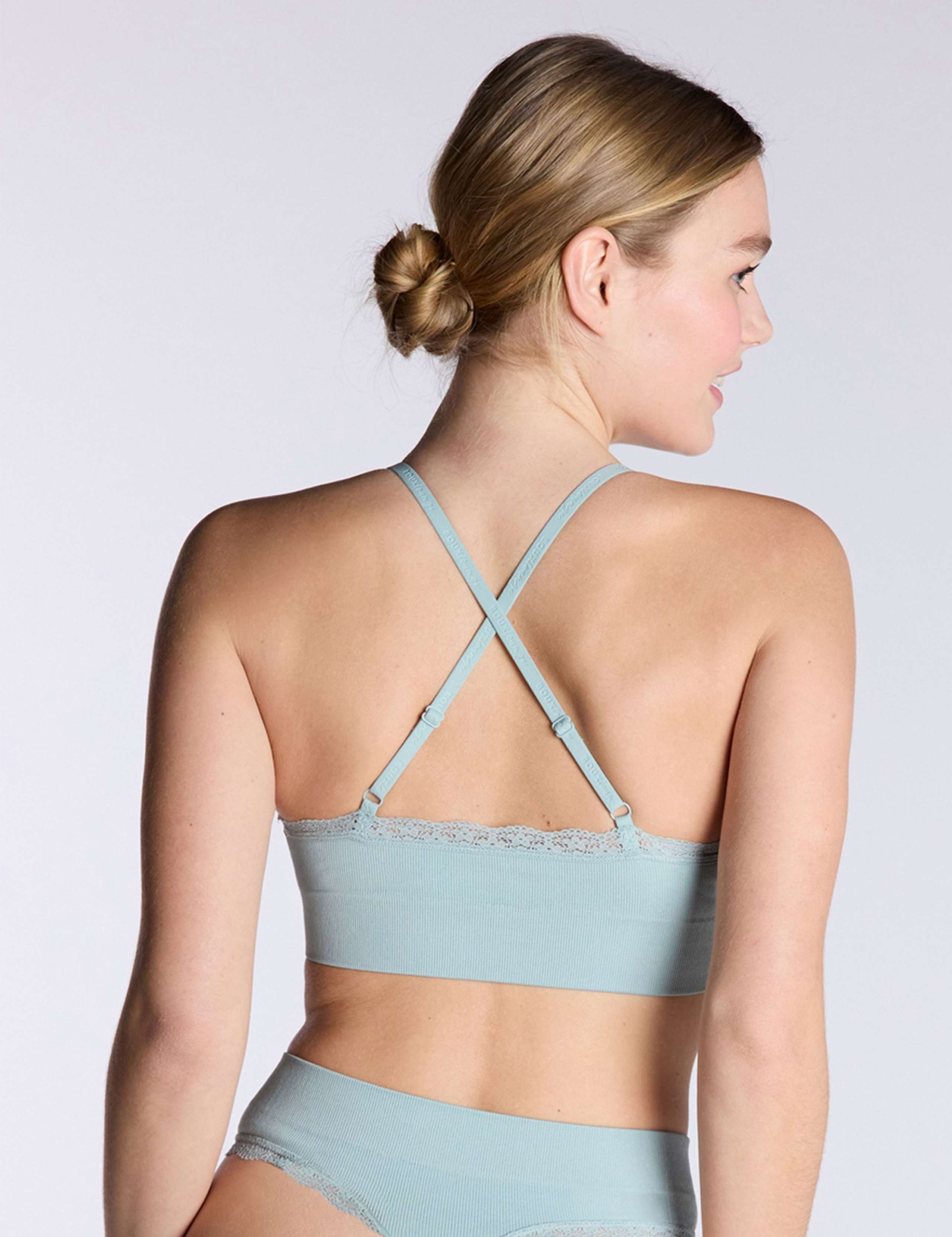 Ribbed Seamless Bralette 5 of 6