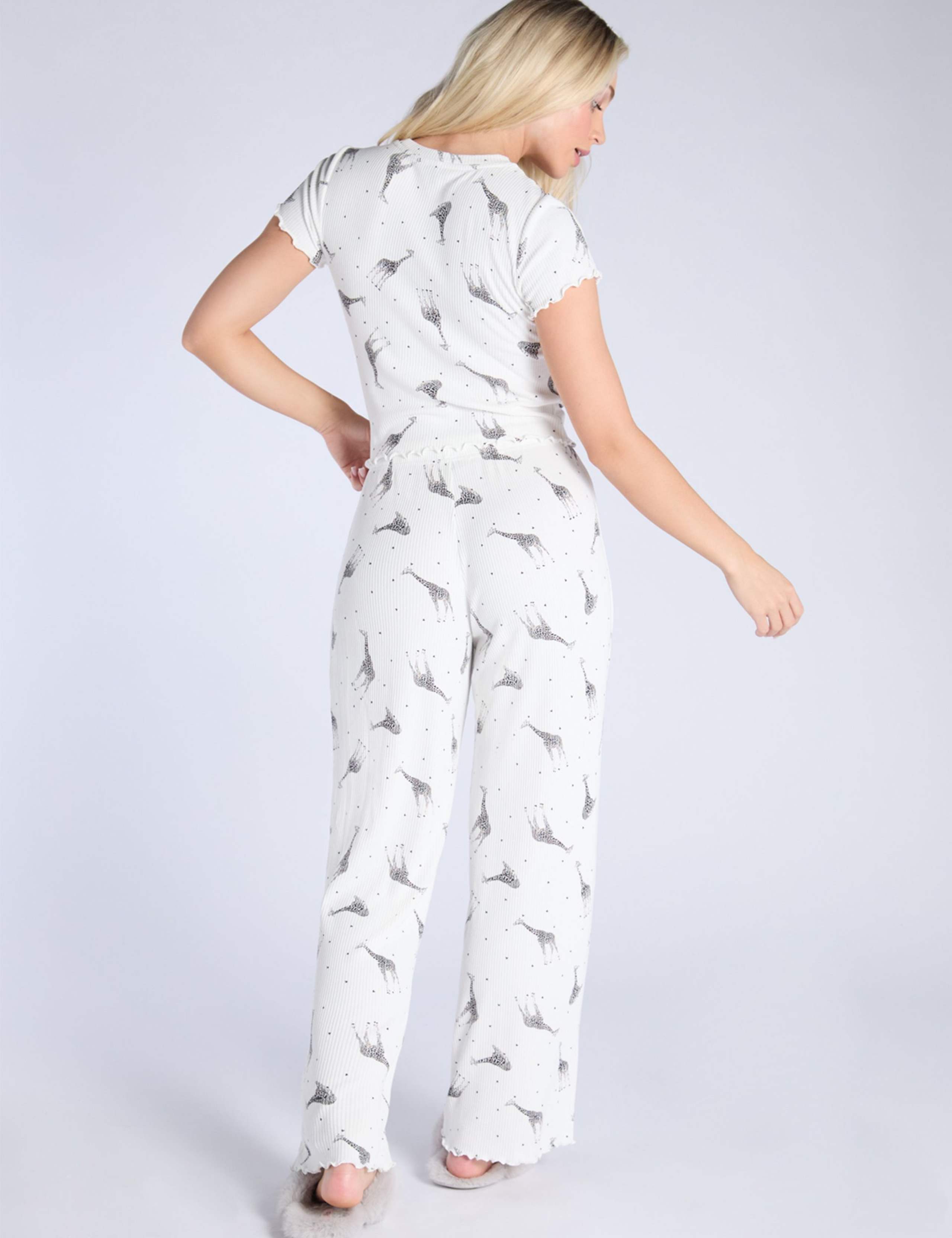 Giraffe Pyjama Set 2 of 5