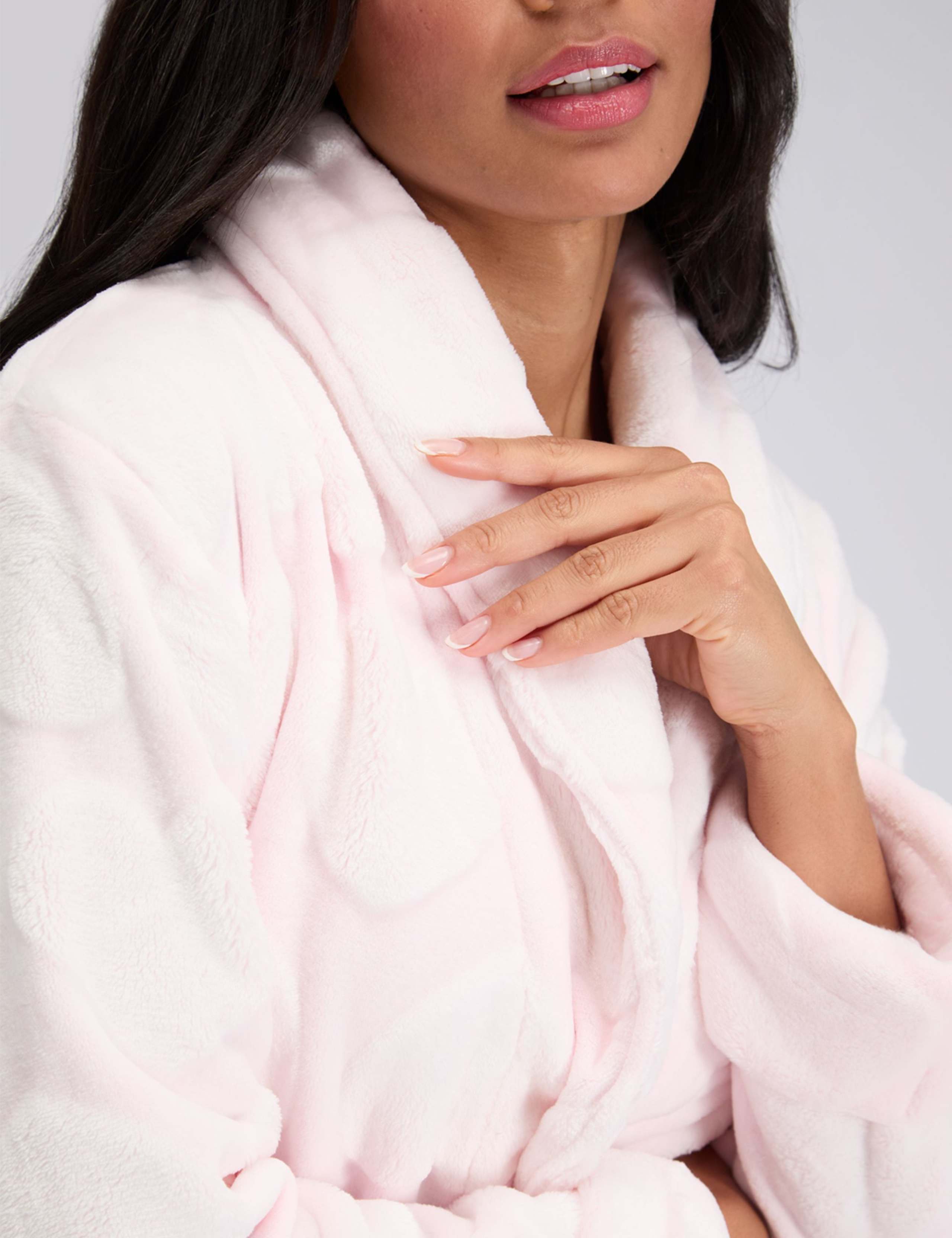 Supersoft Heart Dressing Gown 5 of 7