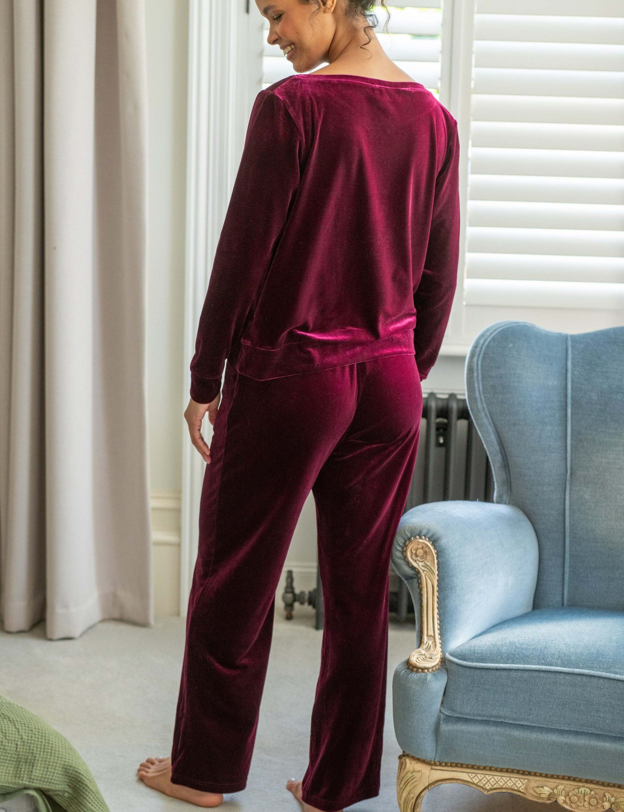 Velour Pyjama Set 4 of 8