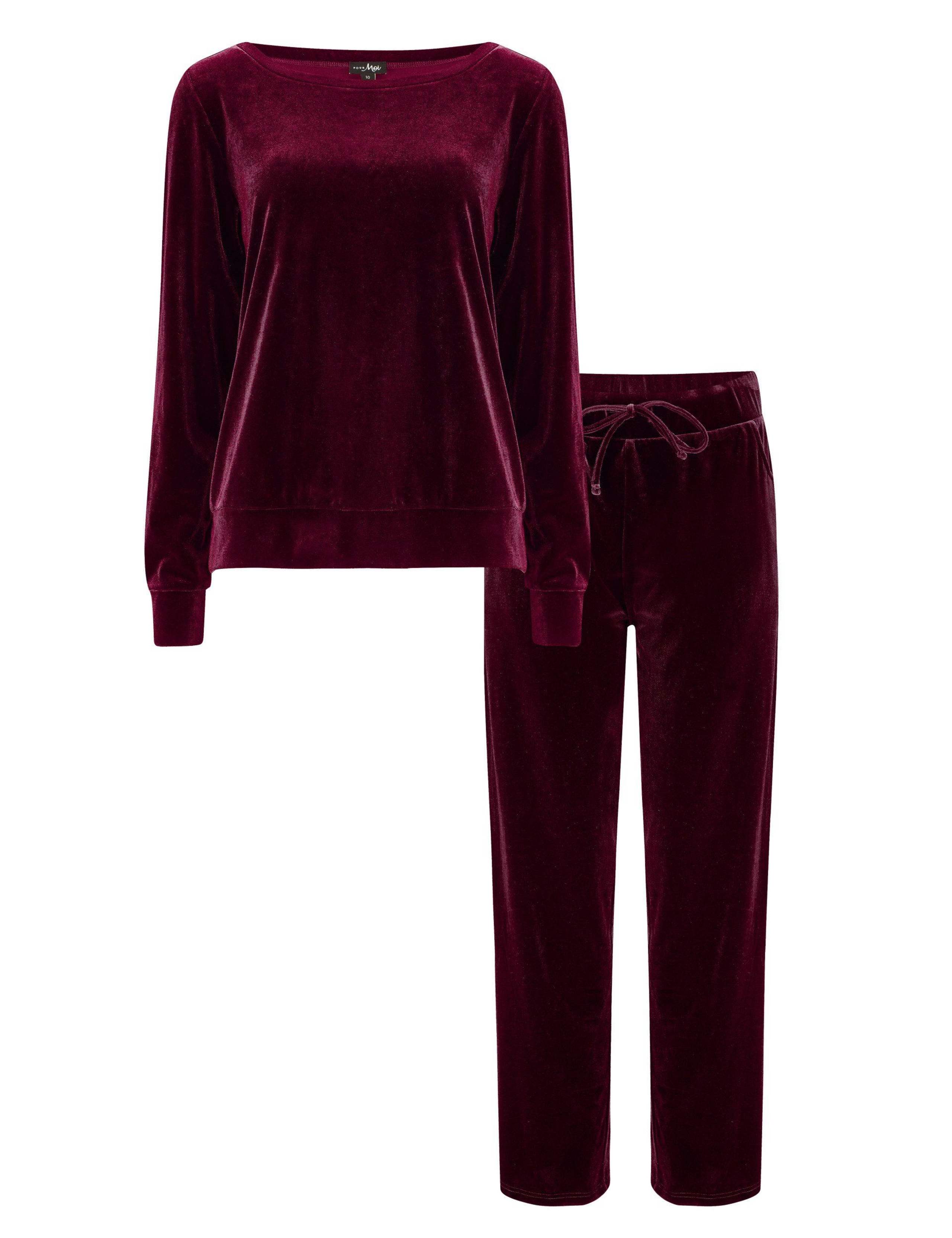 Velour Pyjama Set 2 of 8
