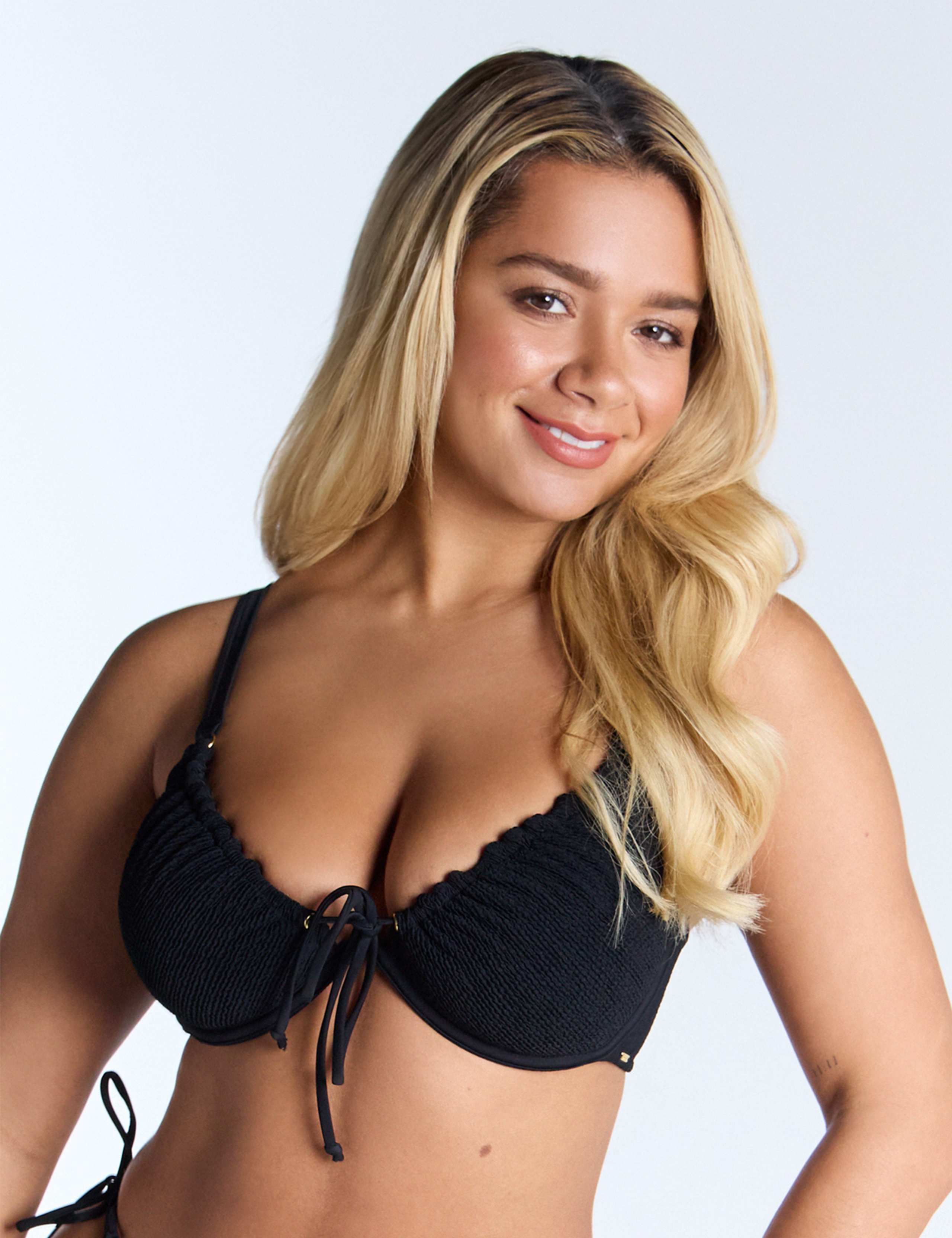 Ibiza Textured Wired Plunge Bikini Top (B-FF) 5 of 8