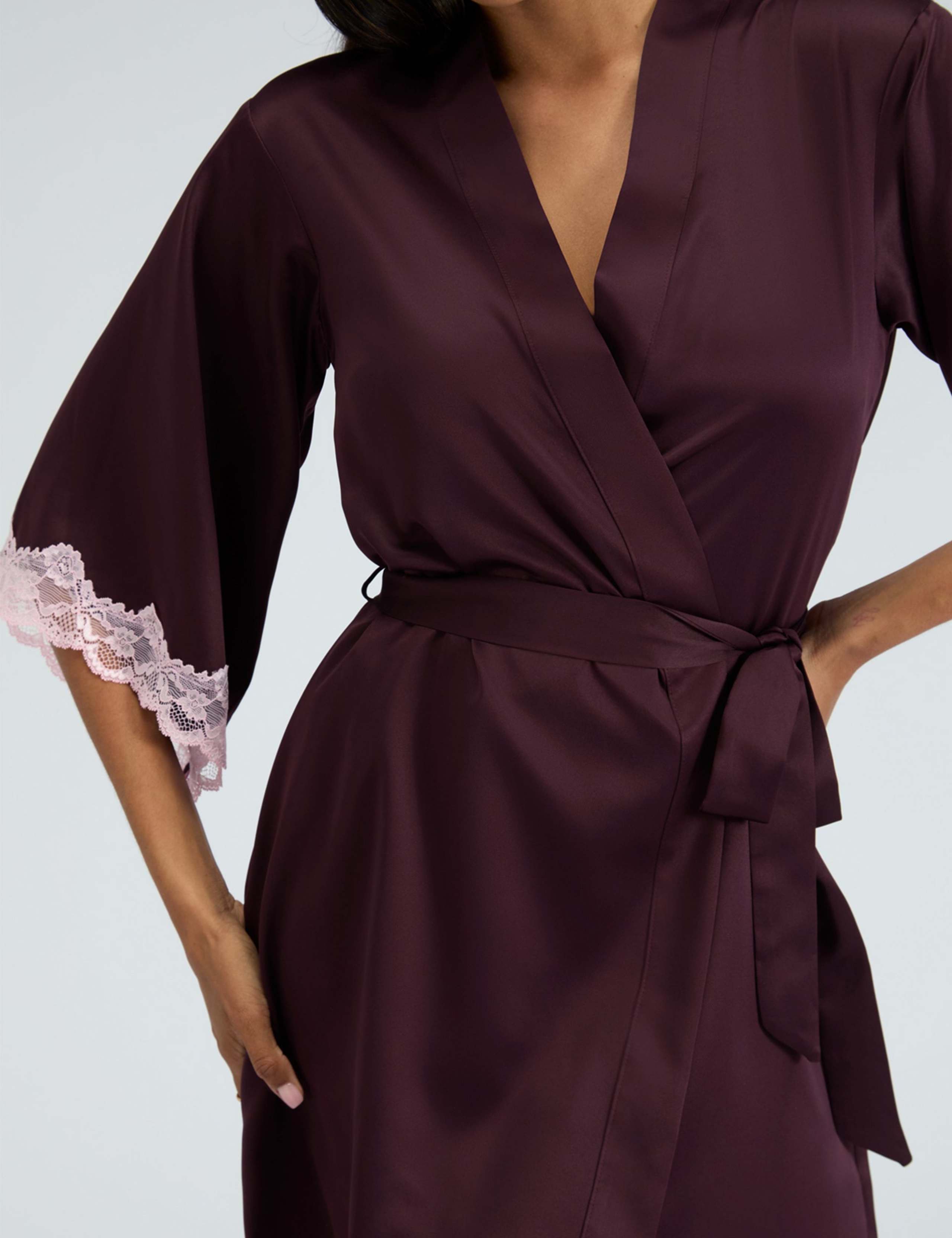 Amelia Satin Lace Trim Robe 6 of 7