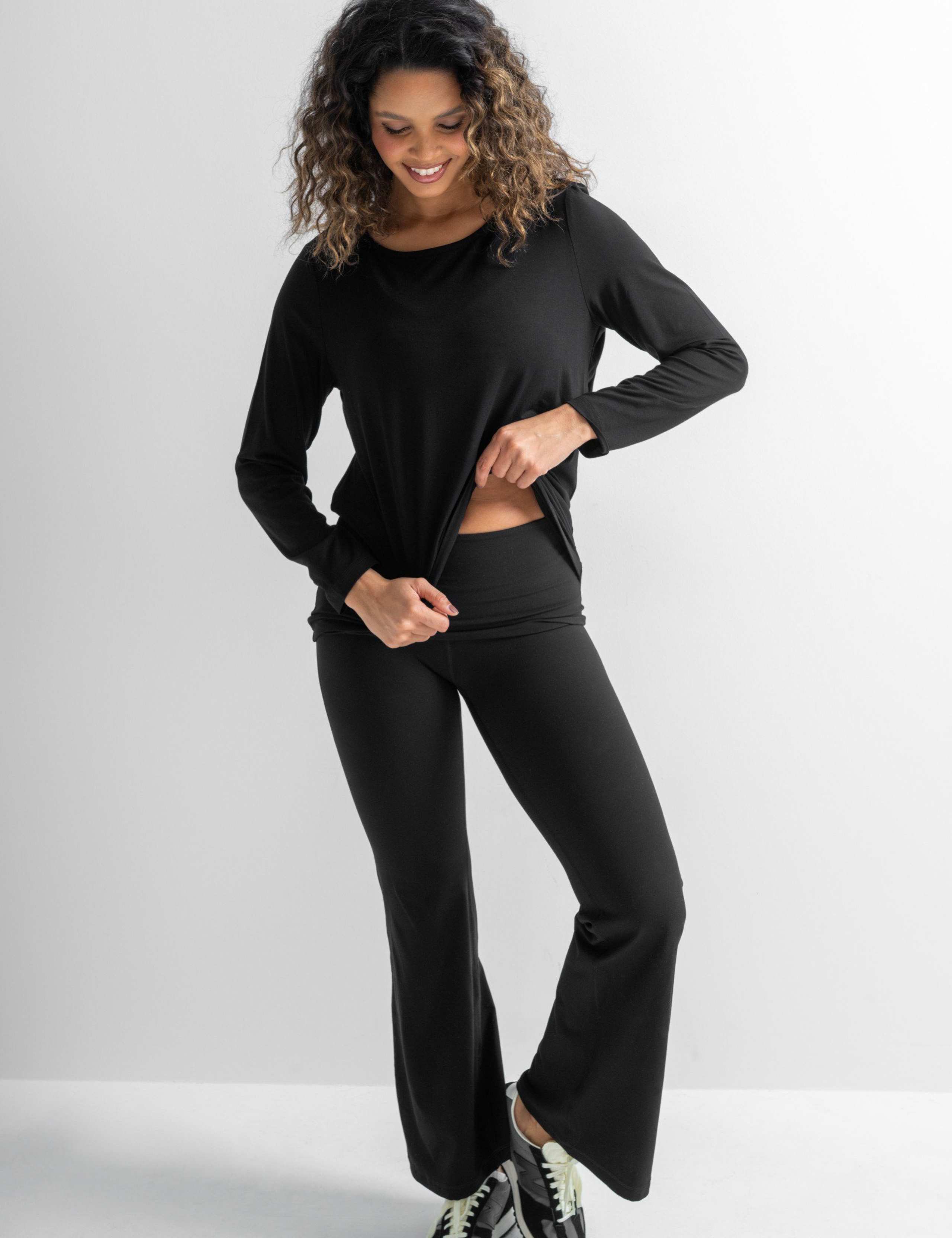The Buttery Soft Flared Leggings 5 of 11