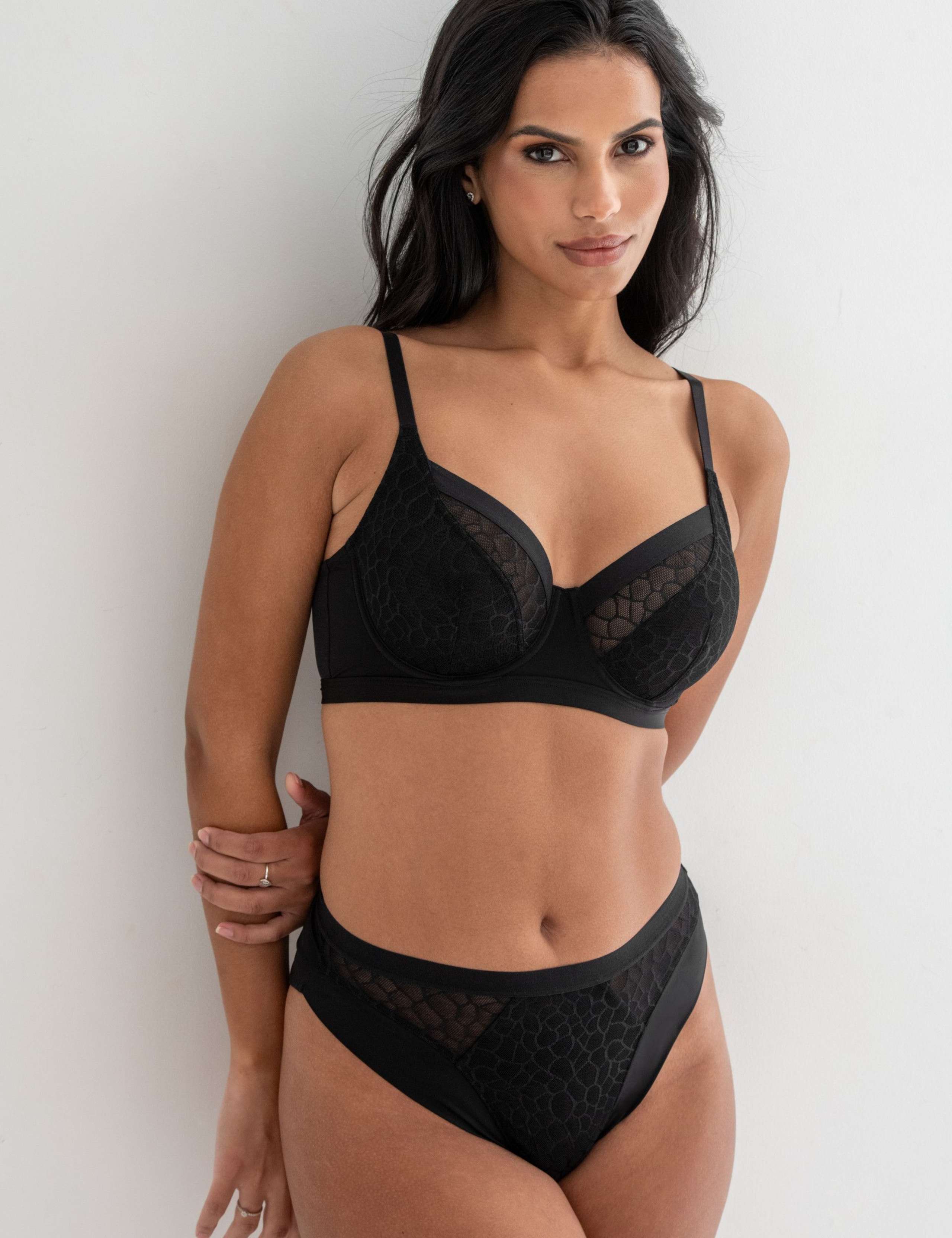 Geometric Mesh High Leg Knickers 7 of 9