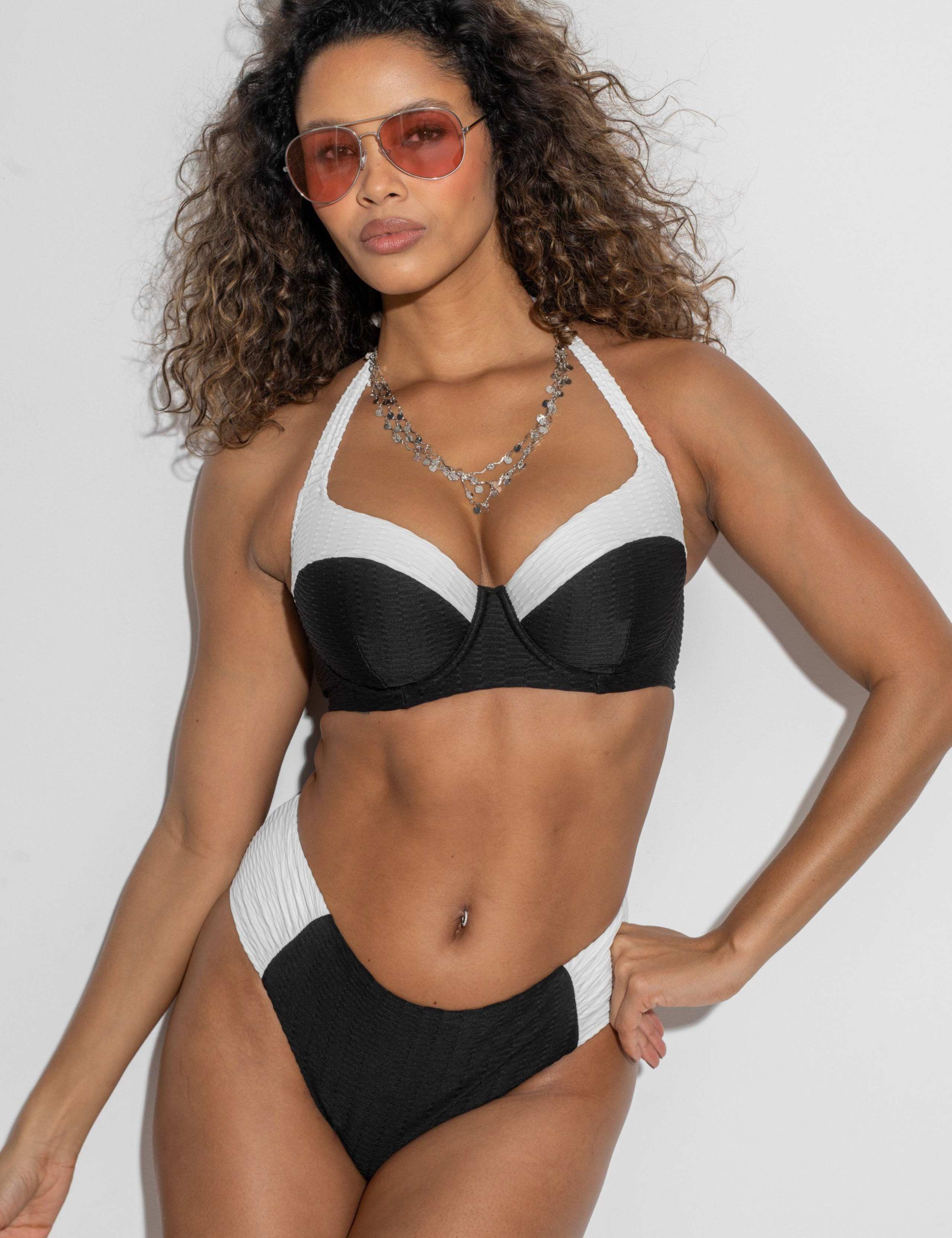 Acapulco Textured  Halterneck Underwired Padded Bikini Top 3 of 8