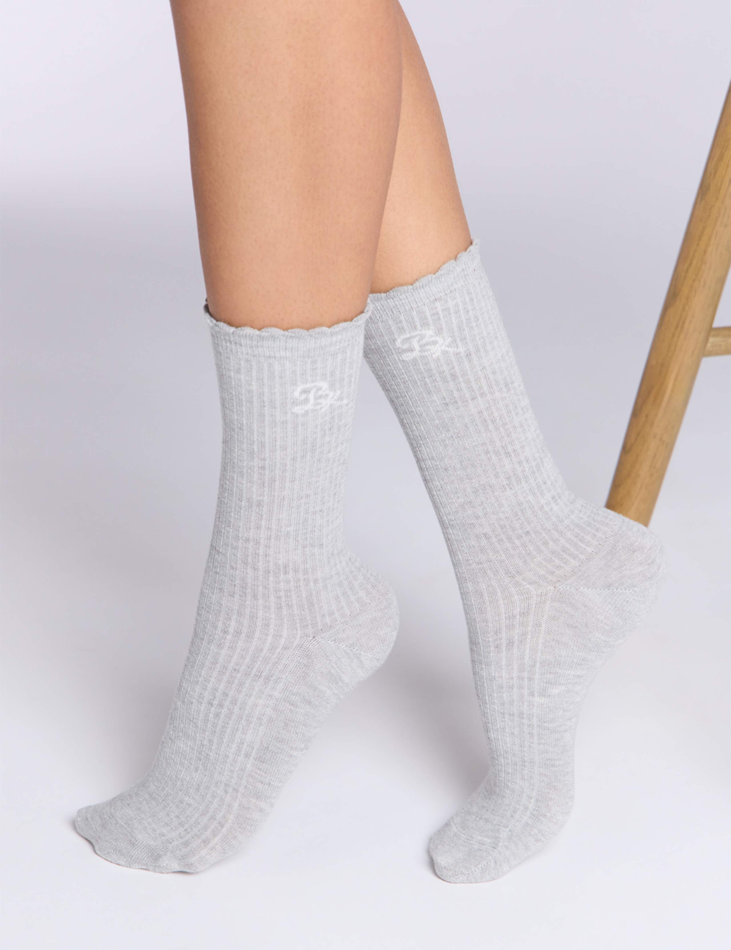 3pk Cotton Rich Ribbed Ankle Socks 3 of 5