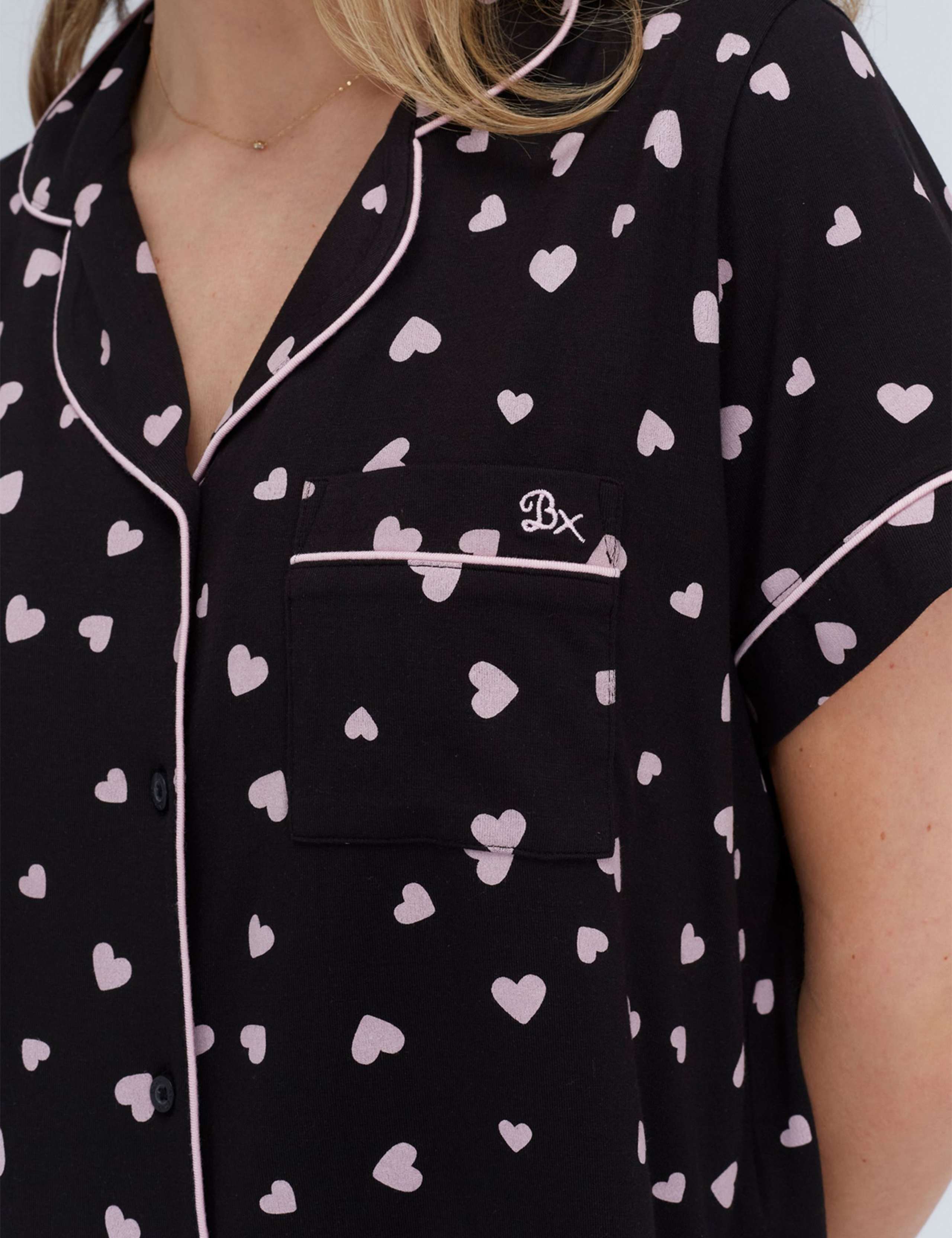 Modal Rich Heart Print Shortie Set 4 of 6