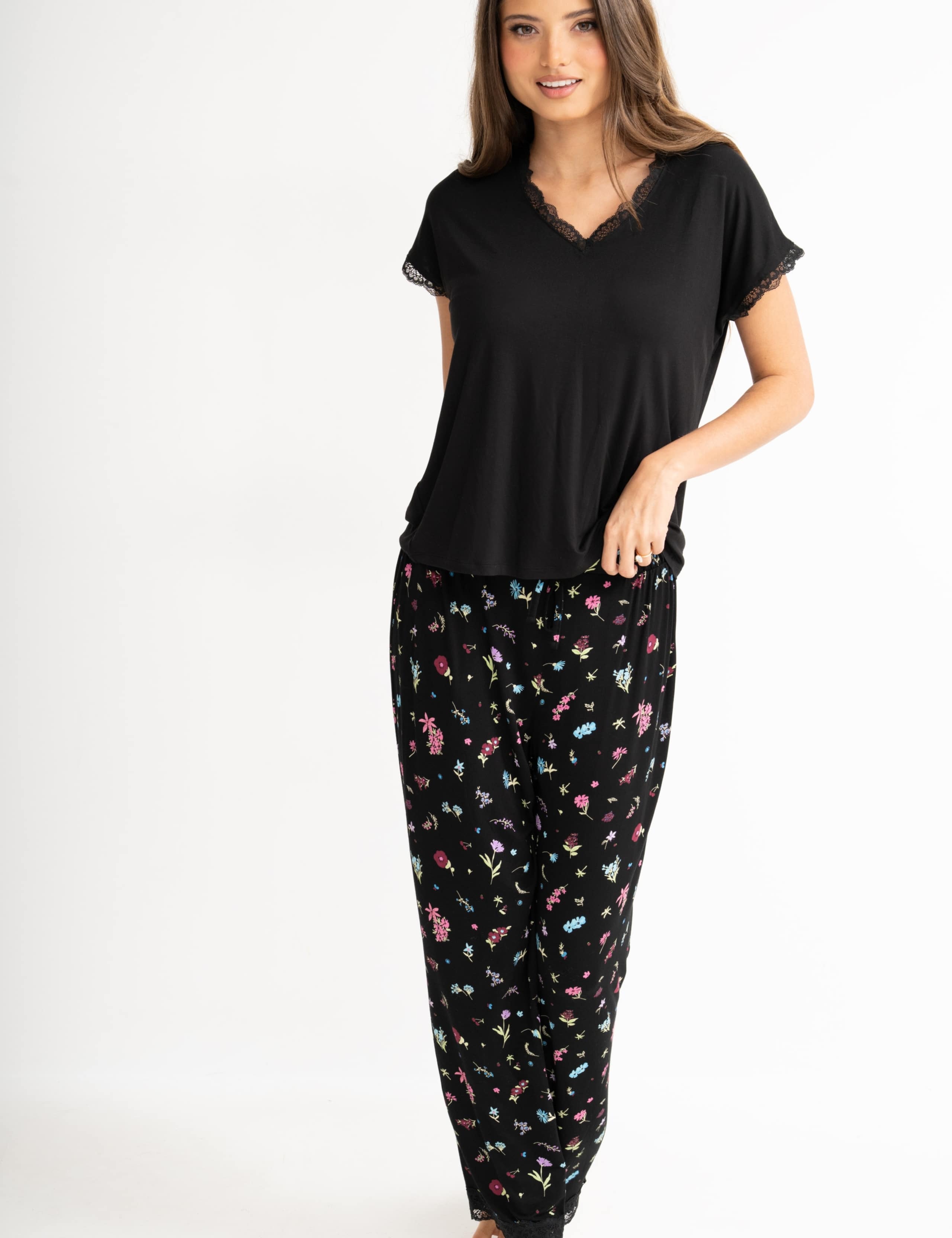 Sofa Loves Lace Pyjama Set 6 of 7