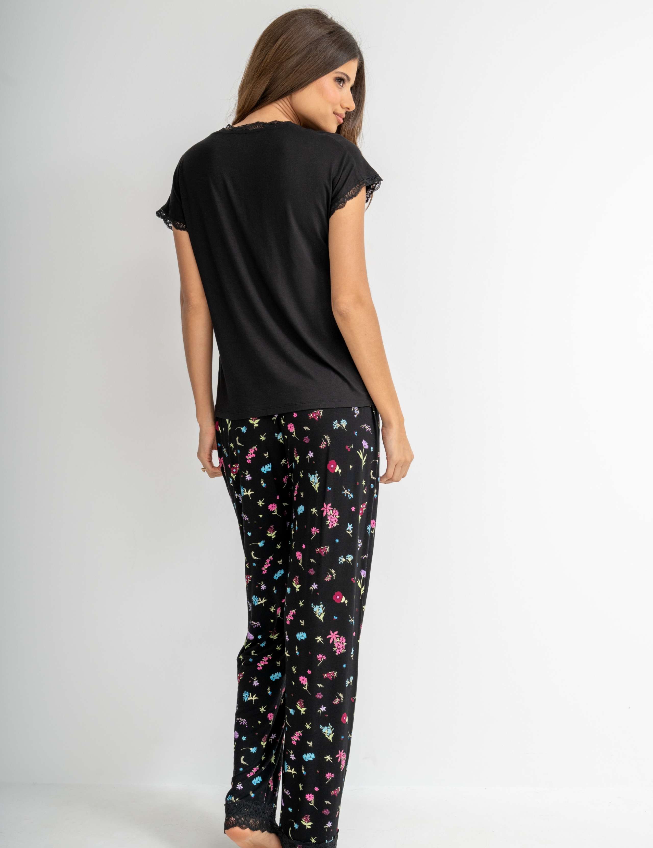 Sofa Loves Lace Pyjama Set 7 of 7