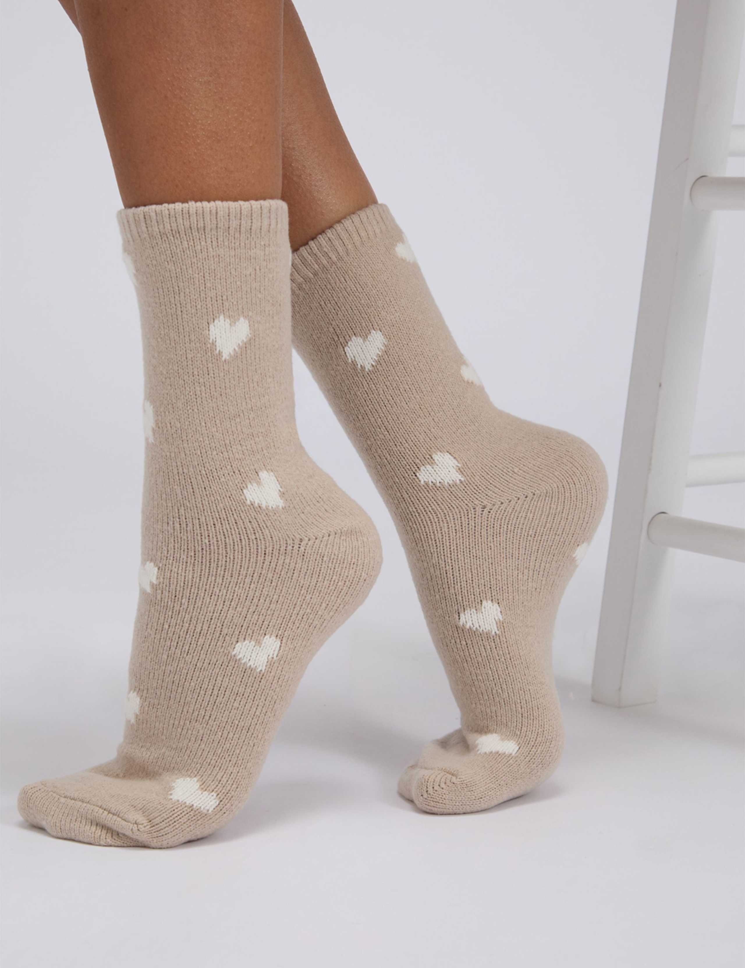 2 Pack Teddy Bear Fluffy Socks 4 of 7