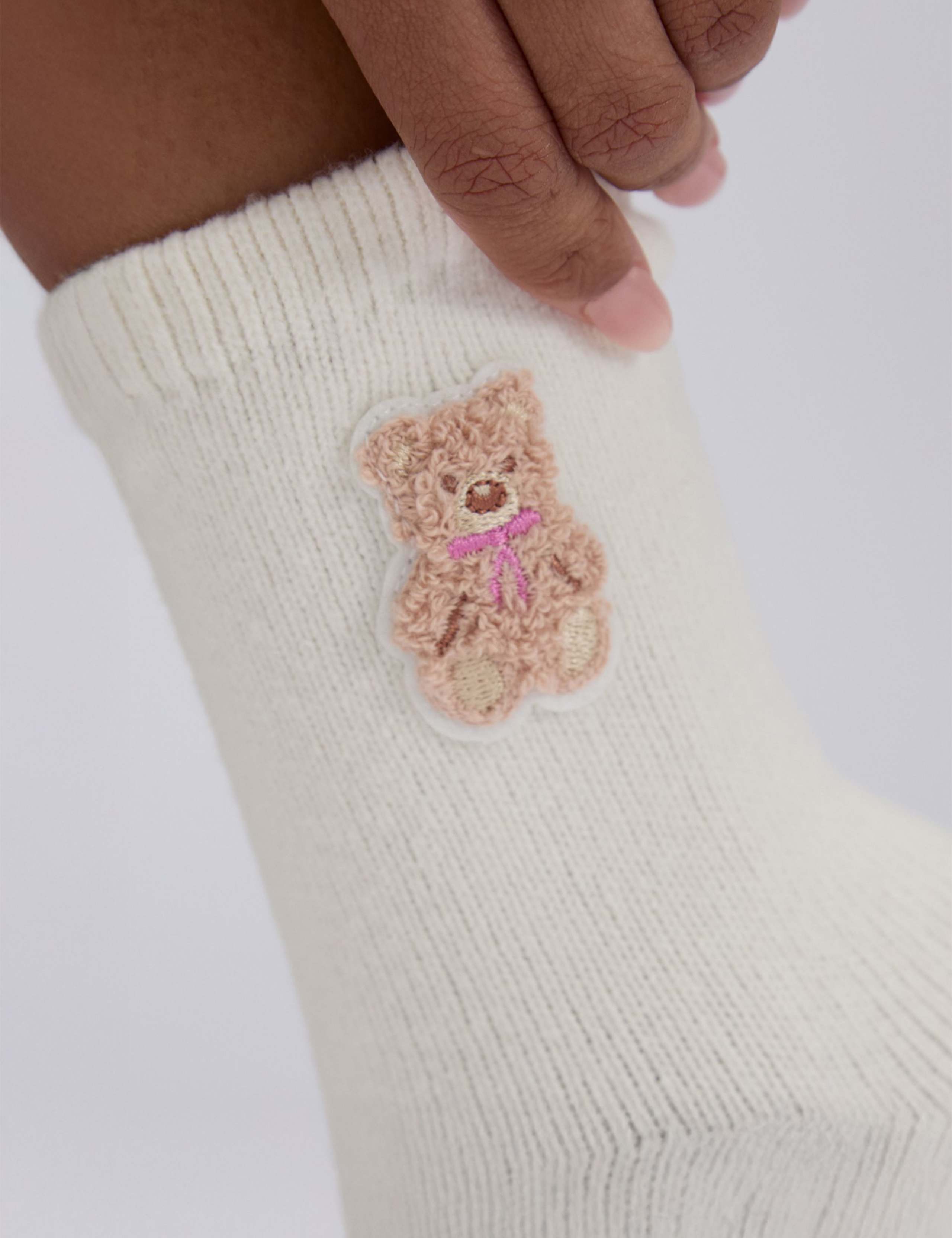 2 Pack Teddy Bear Fluffy Socks 6 of 7