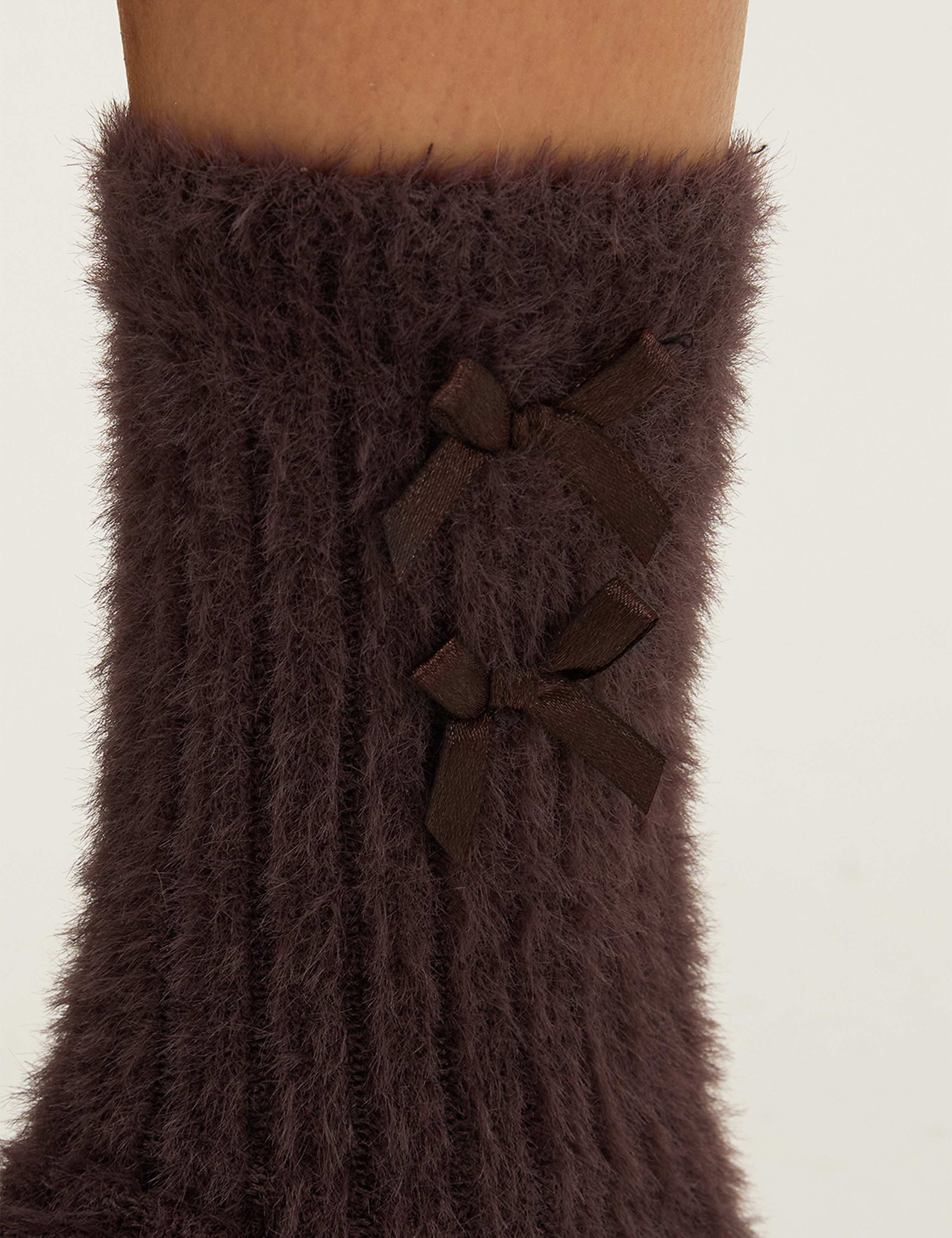 2 Pack Bow Trim Ribbed Fluffy Socks 7 of 7