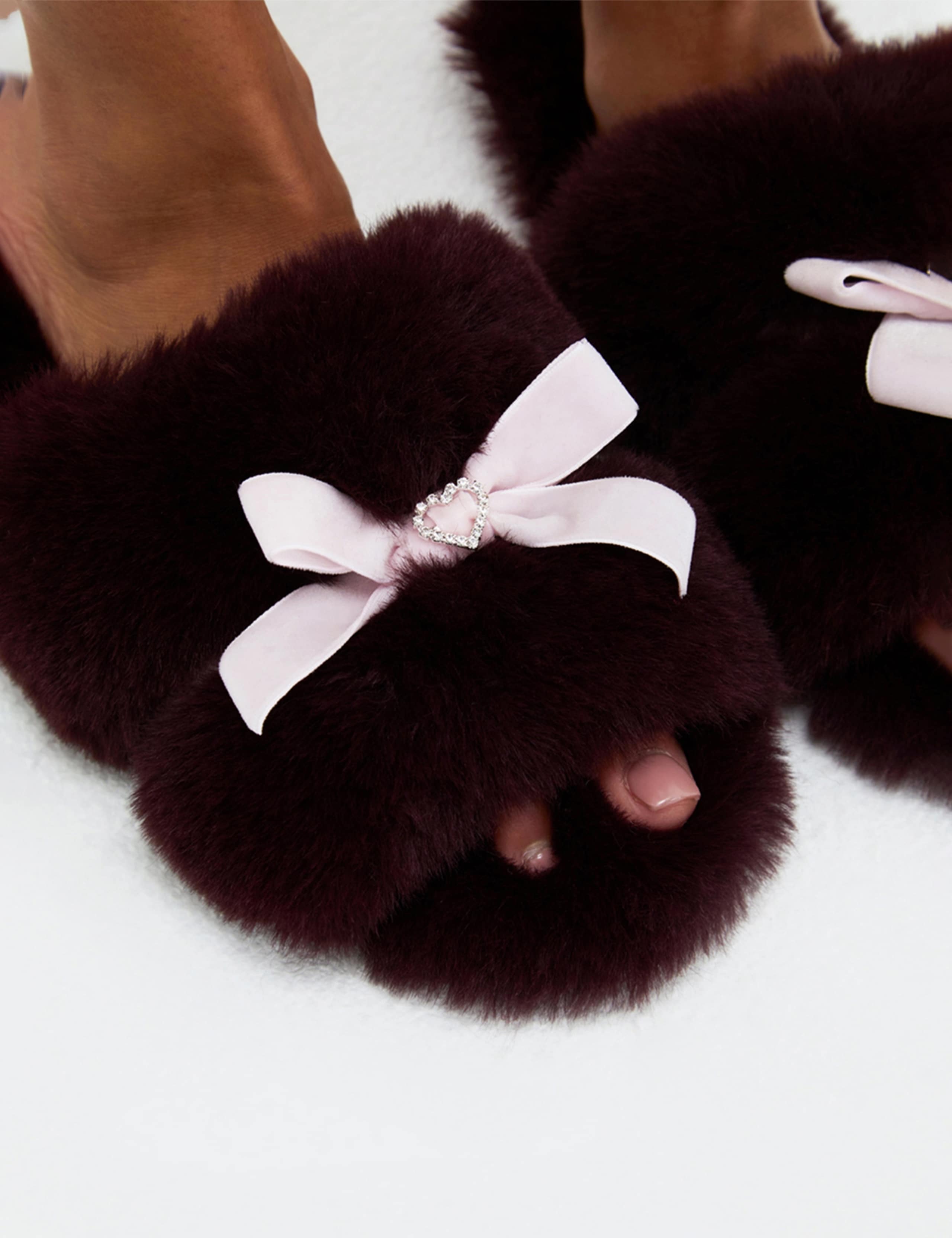 Bow Slider Slippers 5 of 5