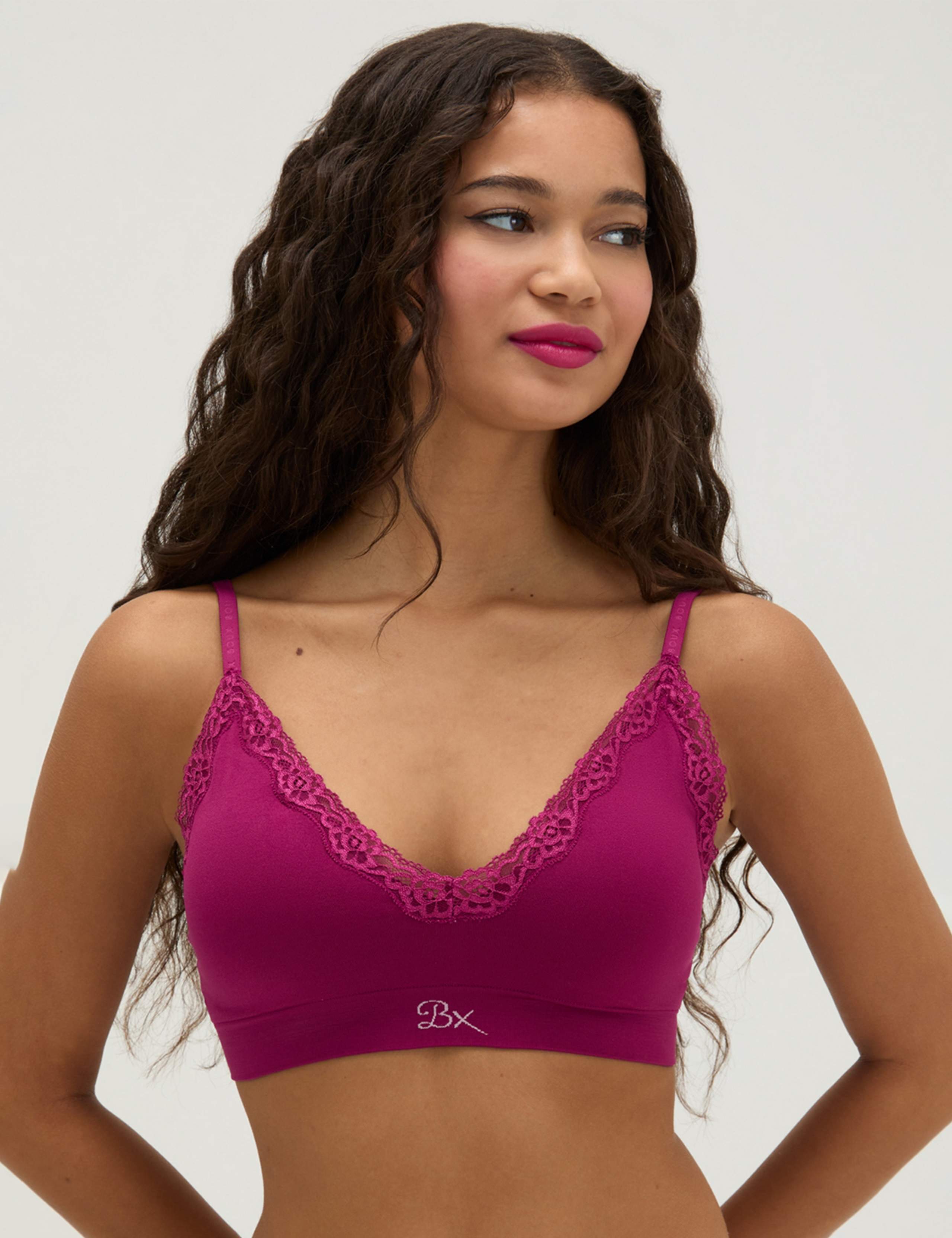 2 Pack Lace Seamless Bralettes 2 of 7